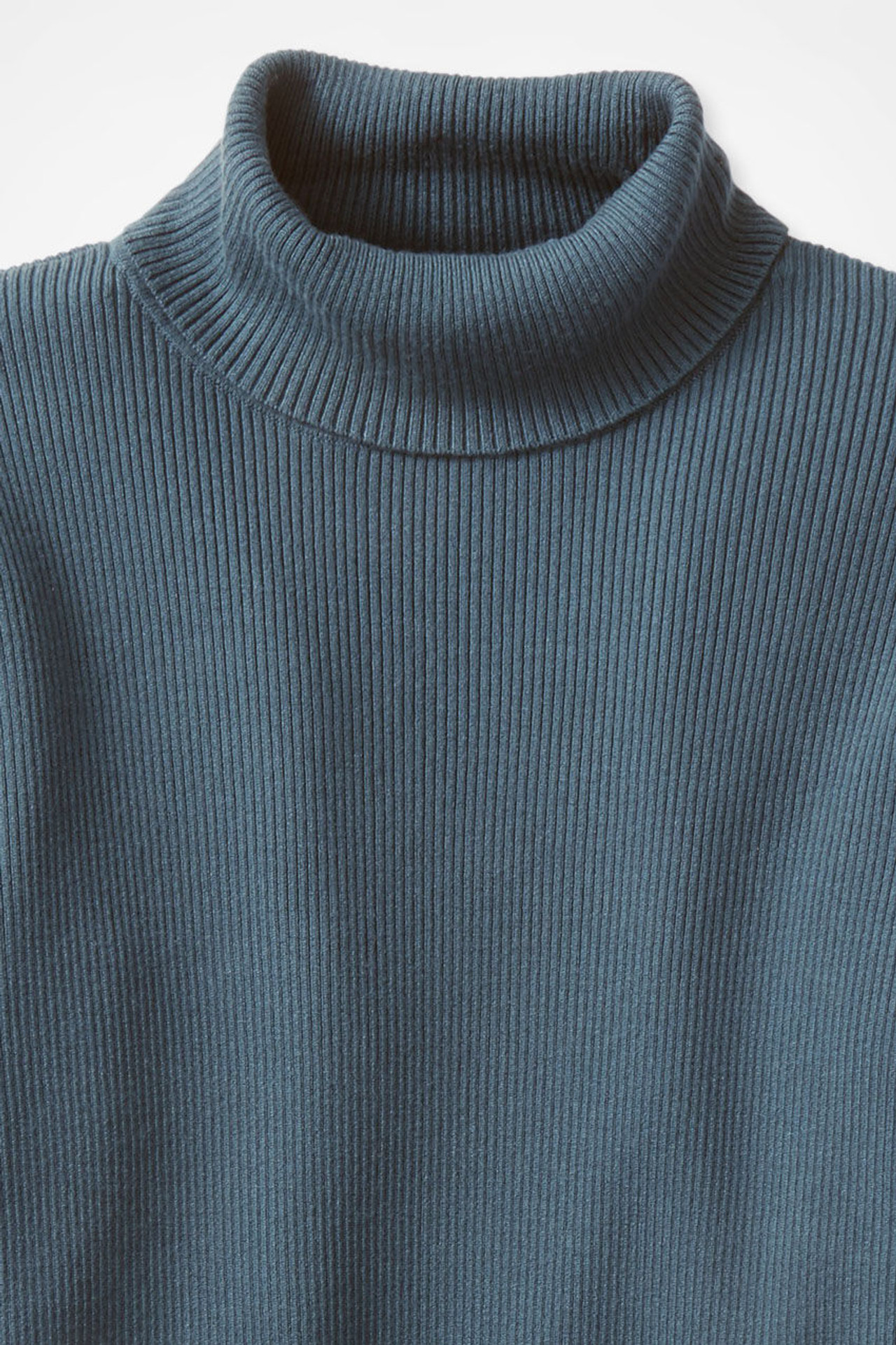 Ribbed Turtleneck Sweater