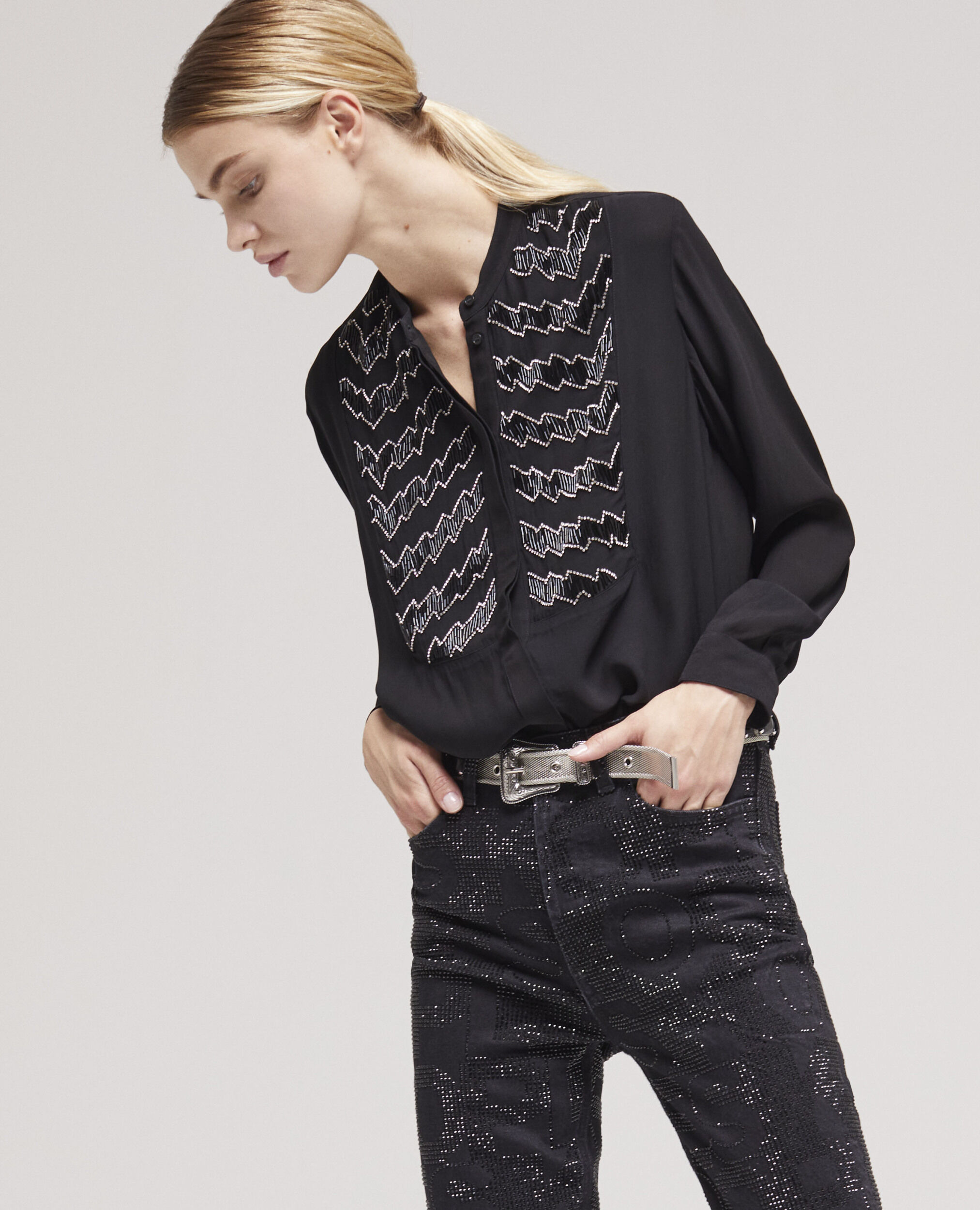 Black shirt with pearl details BLACK