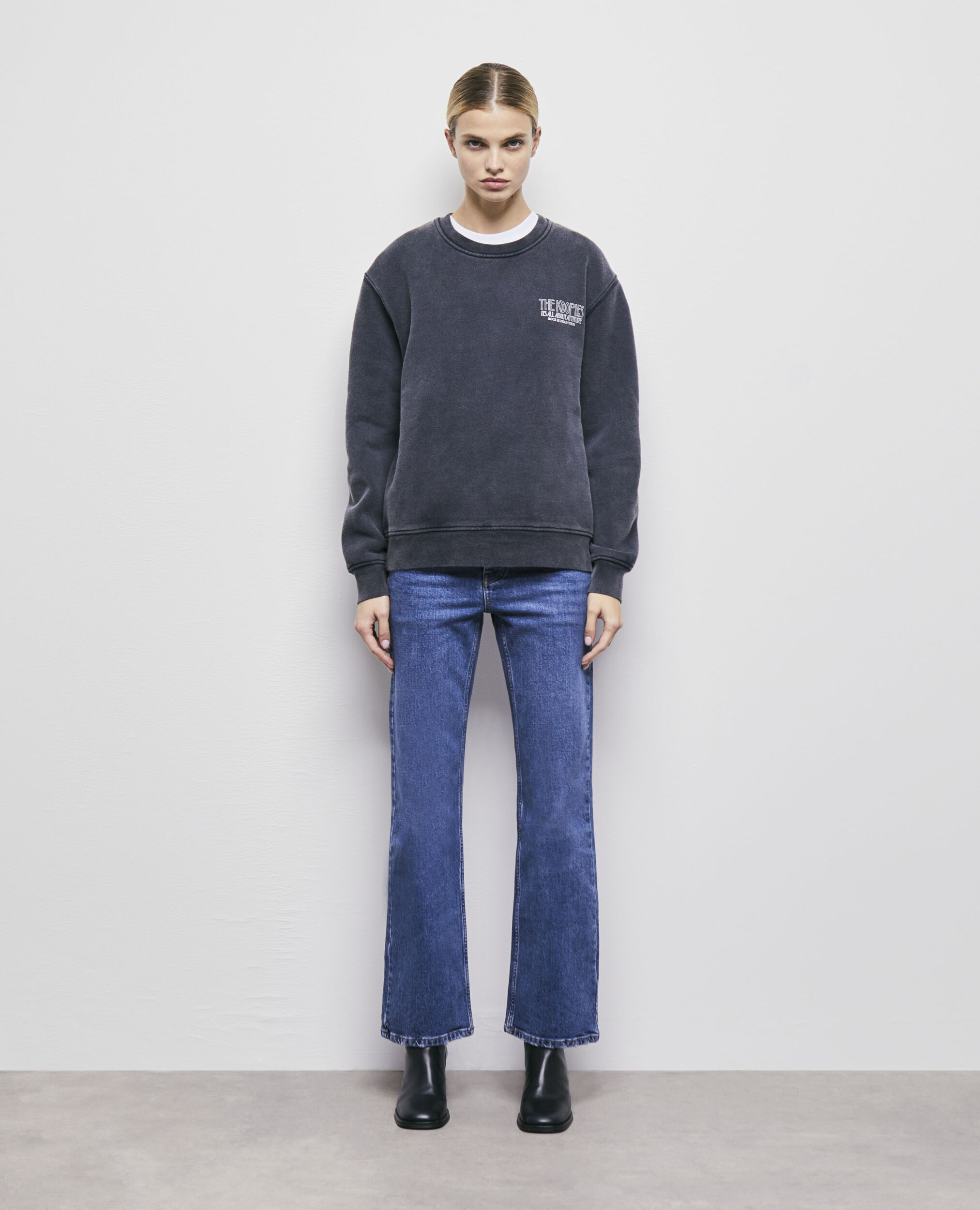 Black sweatshirt with skull screen print BLACK WASHED