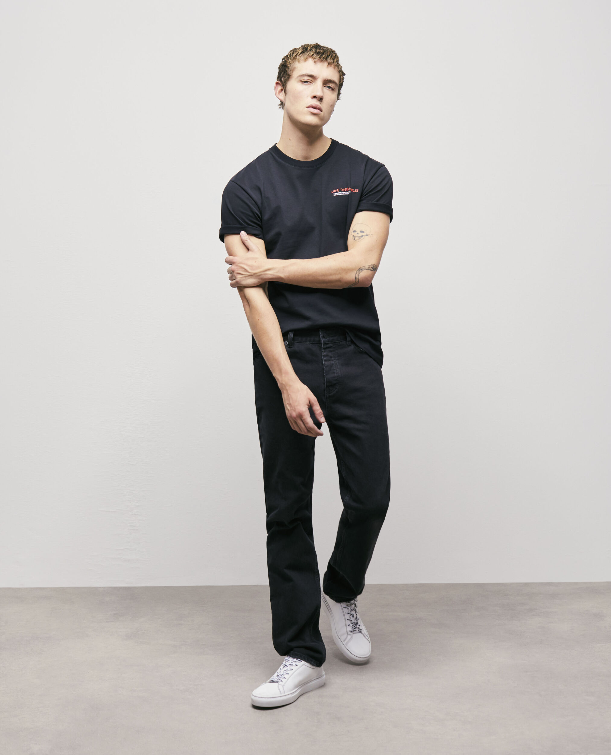 Black straight-cut jeans BLACK WASHED