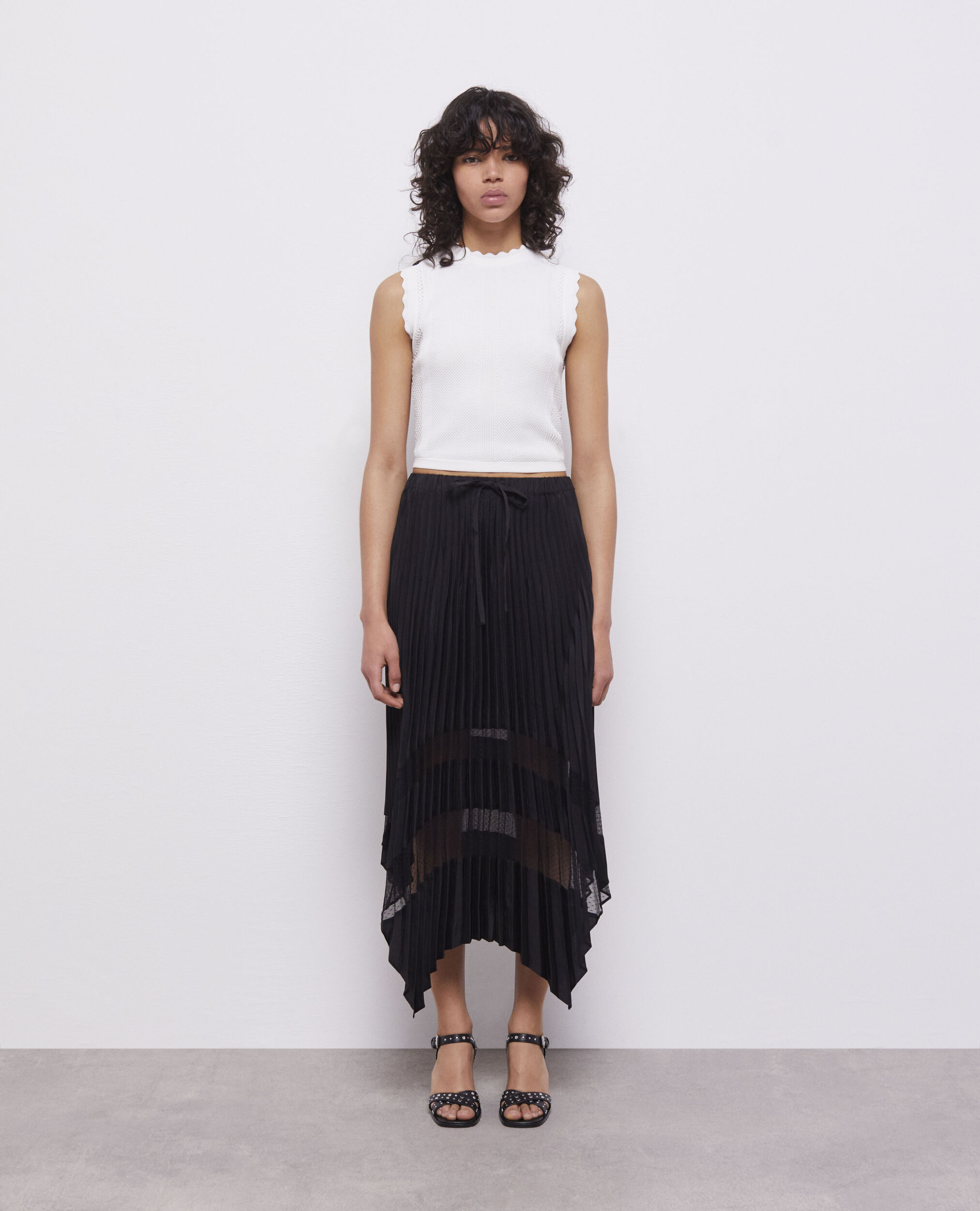 Long black pleated skirt BLACK