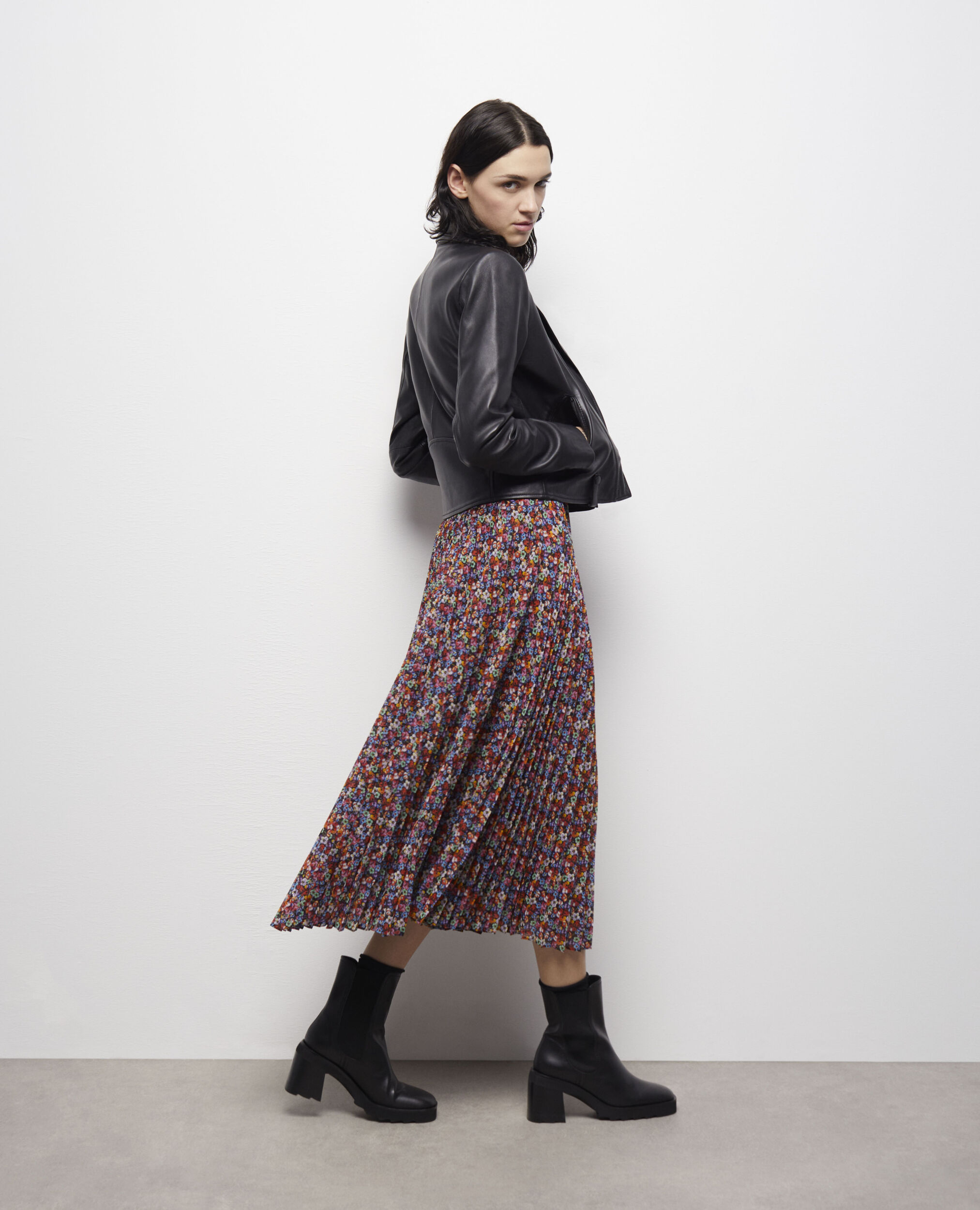 Long multicolor pleated dress MULTICOLOR