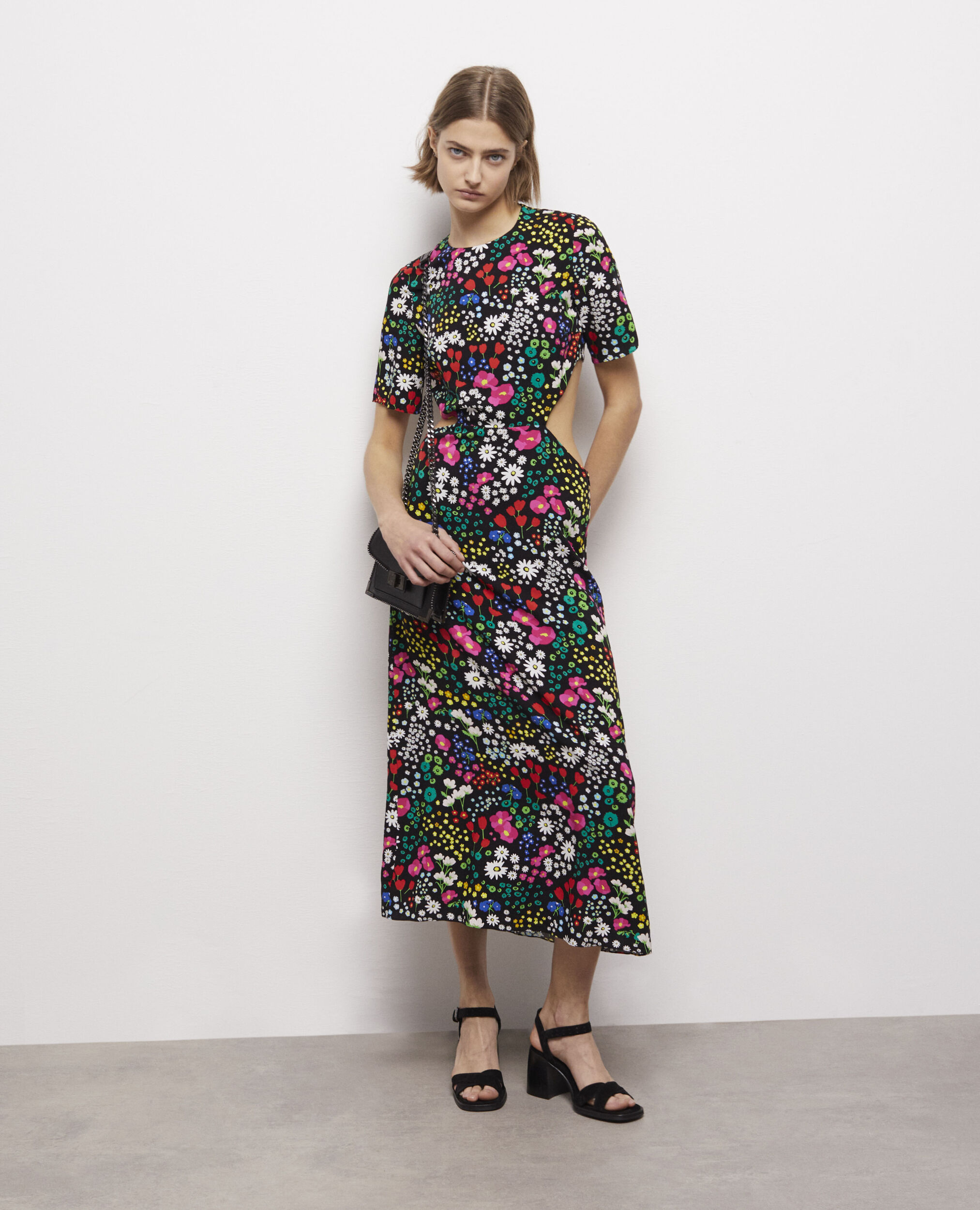 Long printed dress with cut-out details MULTICOLOR