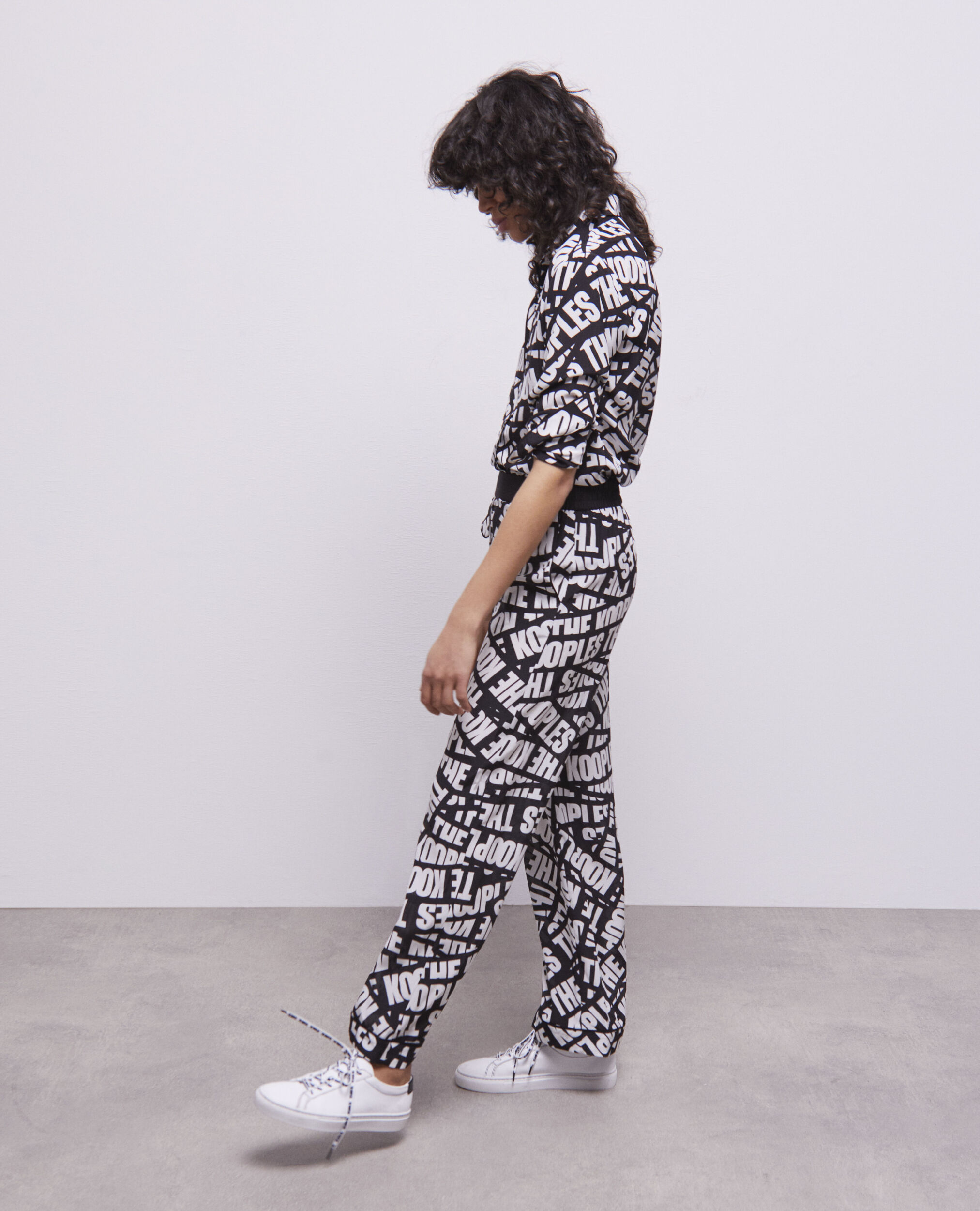 Pants with Tape logo BLACK / WHITE