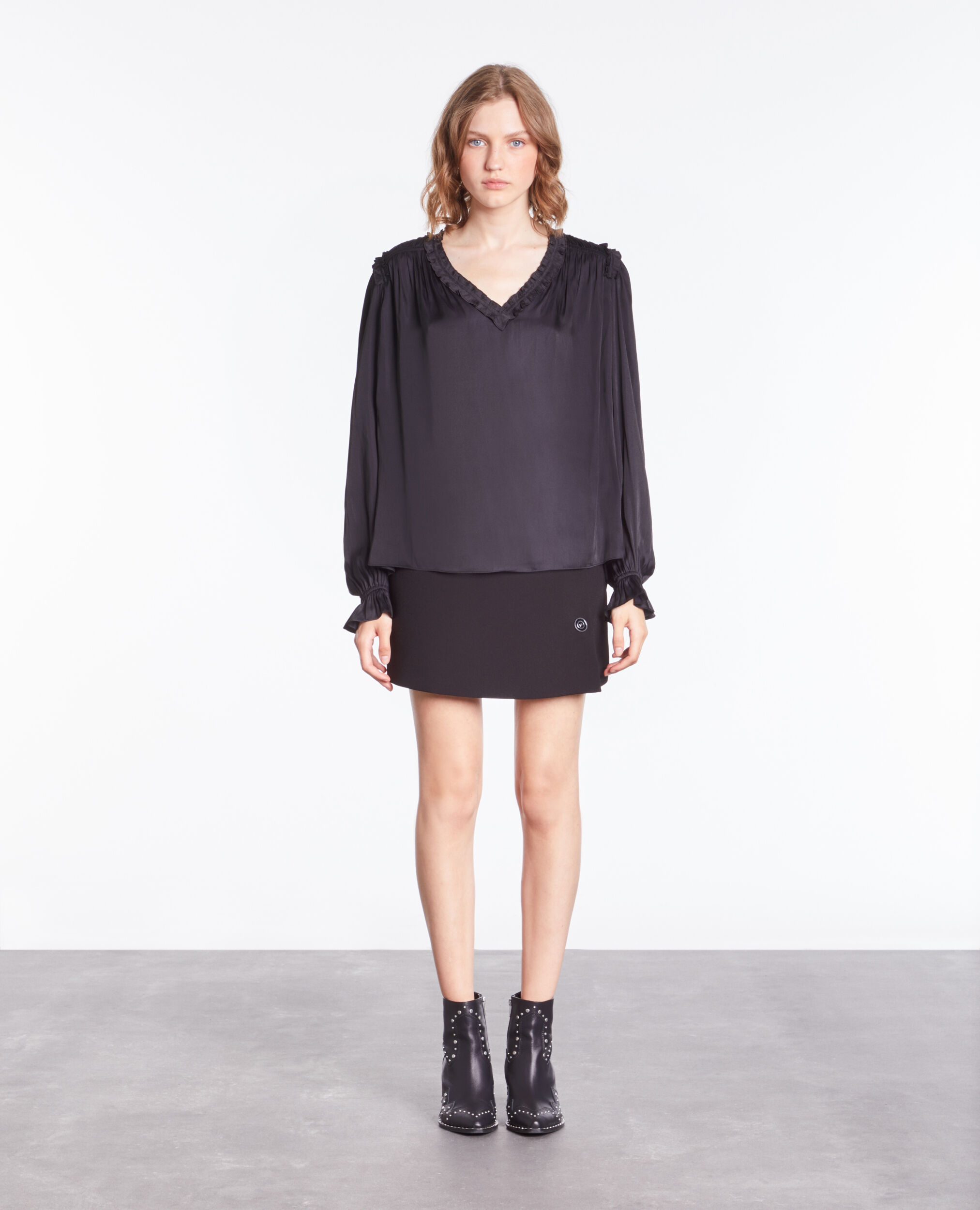 Black top with shirring BLACK