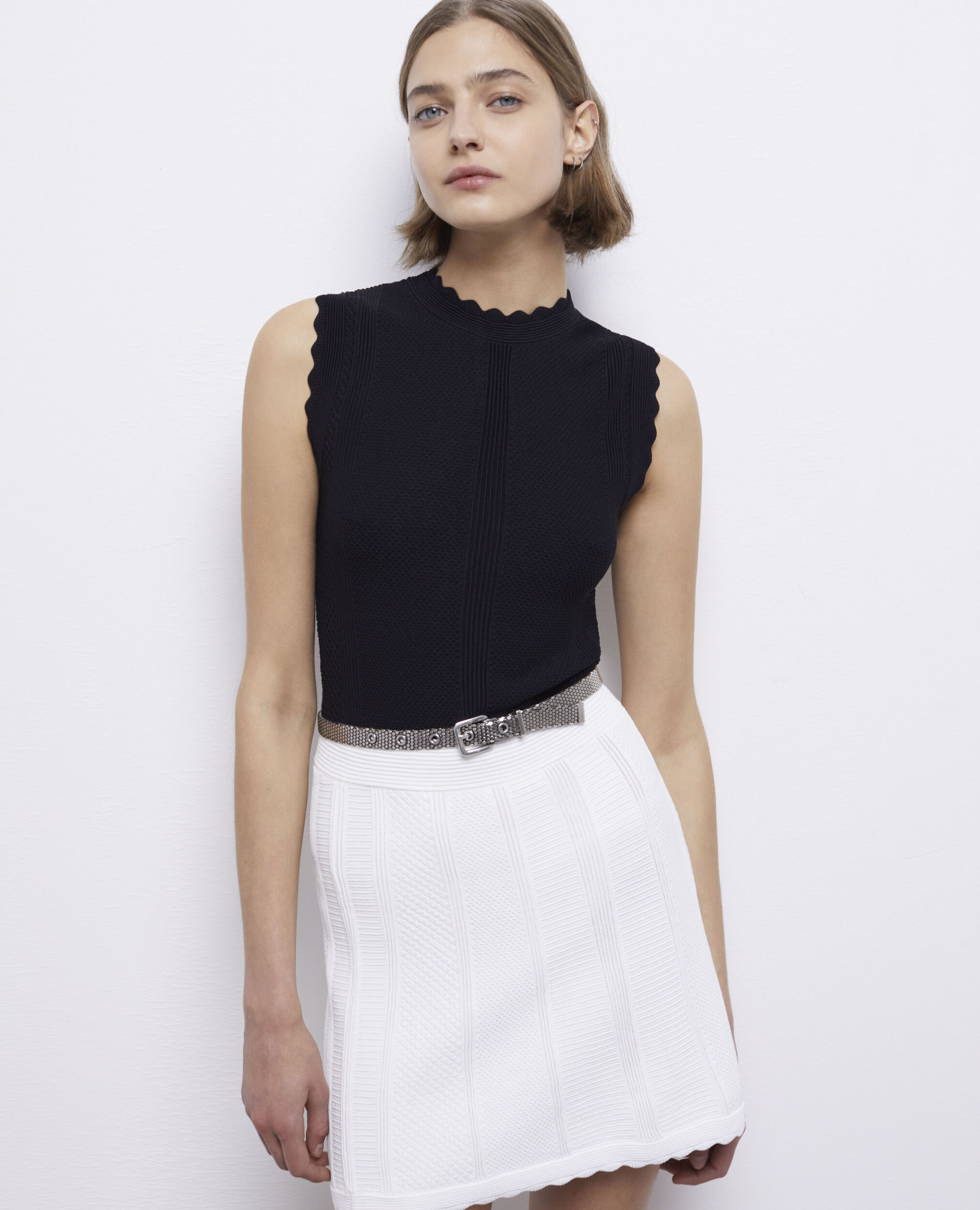 Black short knit top BLACK