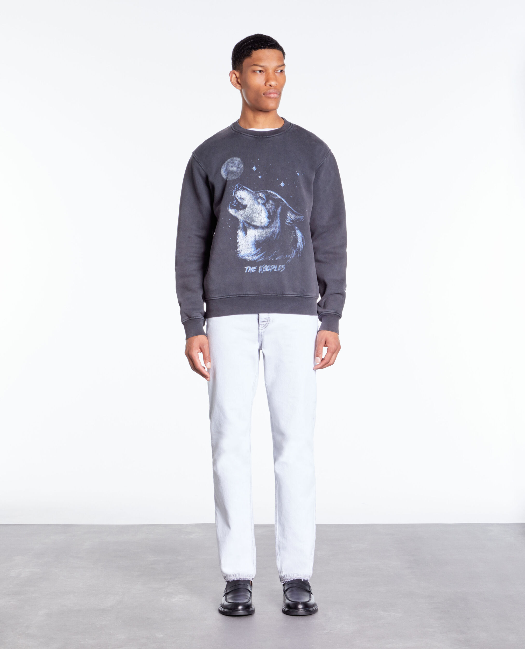 Black sweatshirt with Wolf serigraphy BLACK WASHED