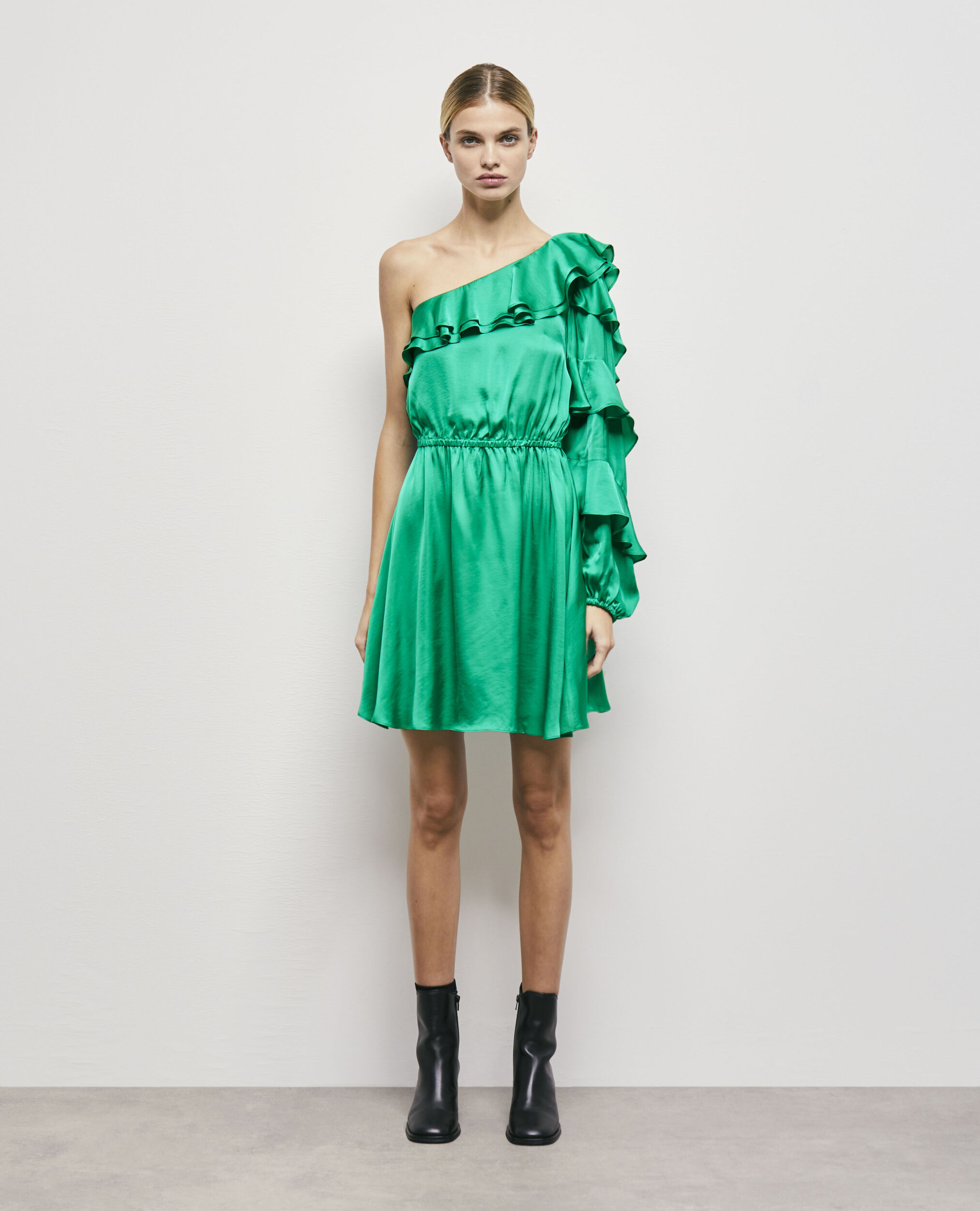 Short asymmetric green dress GREEN