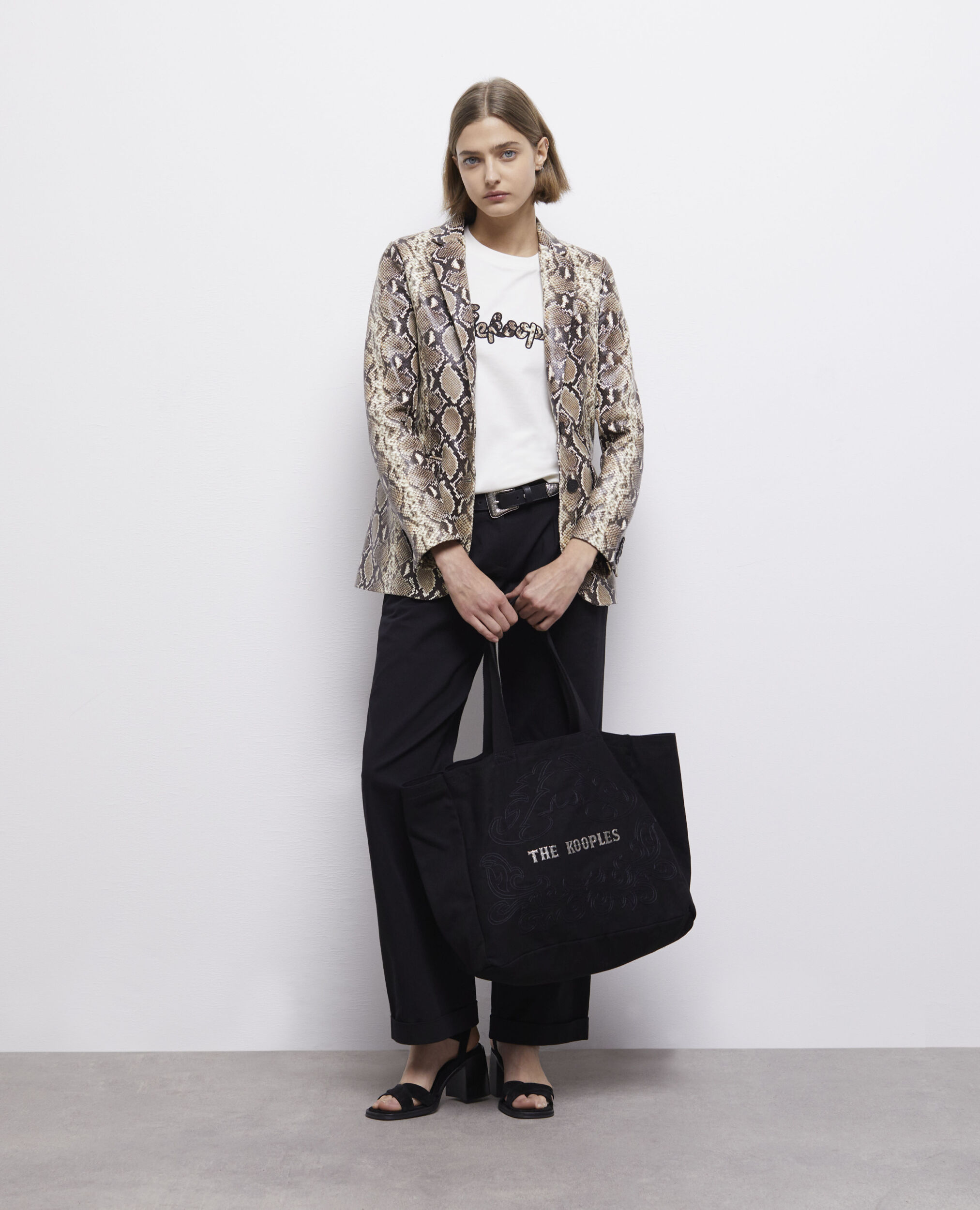 Large black tote bag with embroidery and logo BLACK