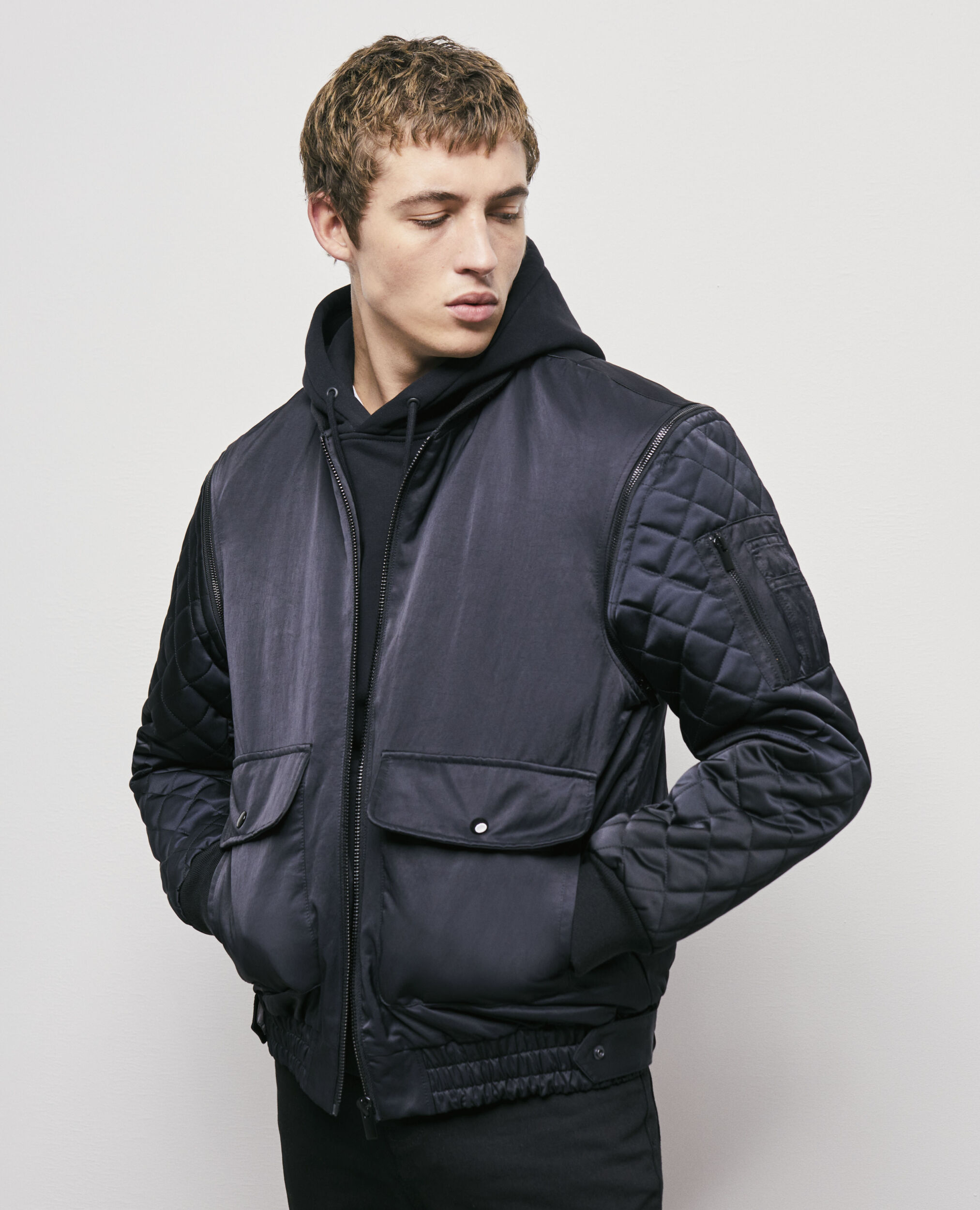 Black bomber jacket with detachable sleeves BLACK