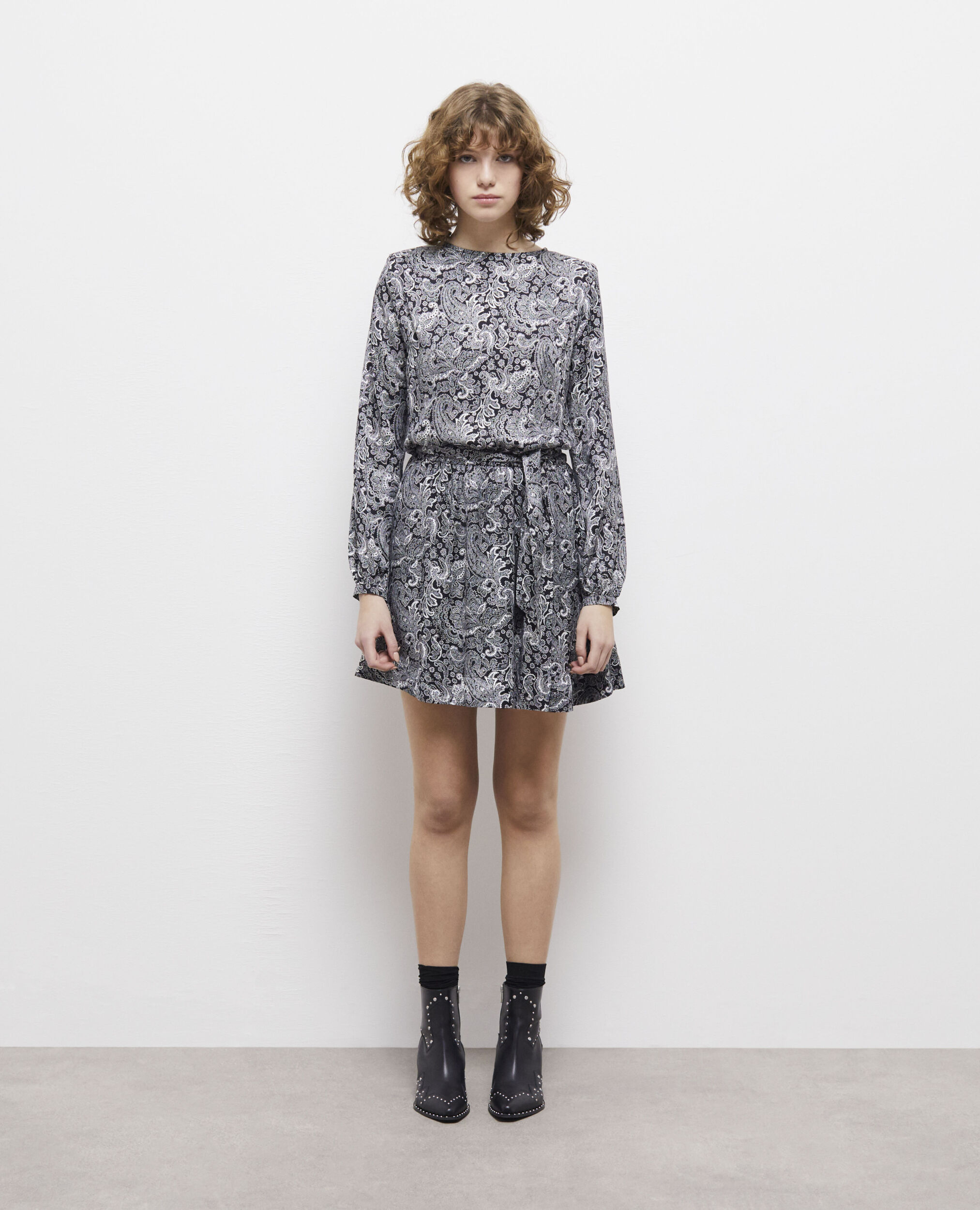 Short dress with printed belt BLACK WHITE