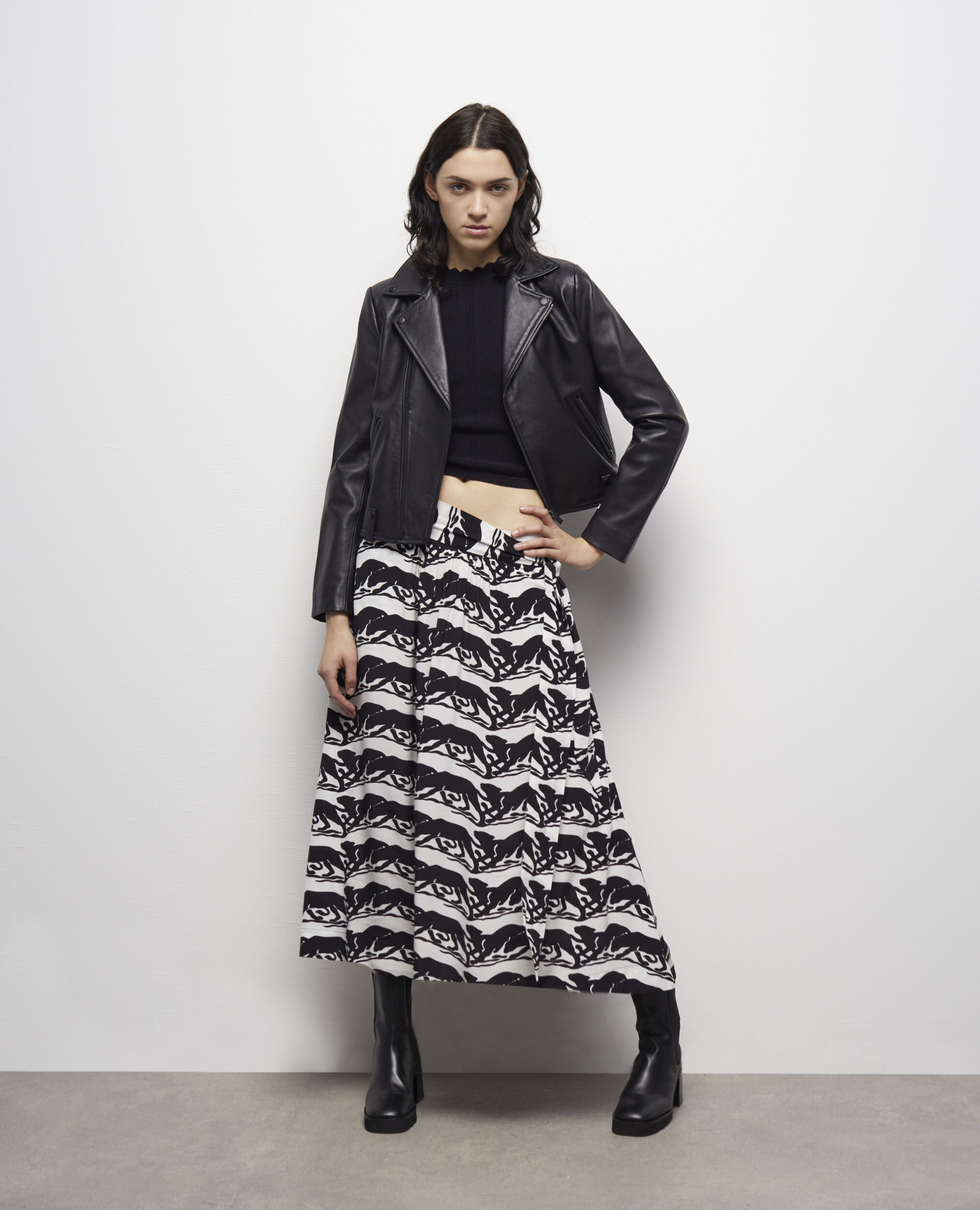 Long printed skirt BLACK / WHITE