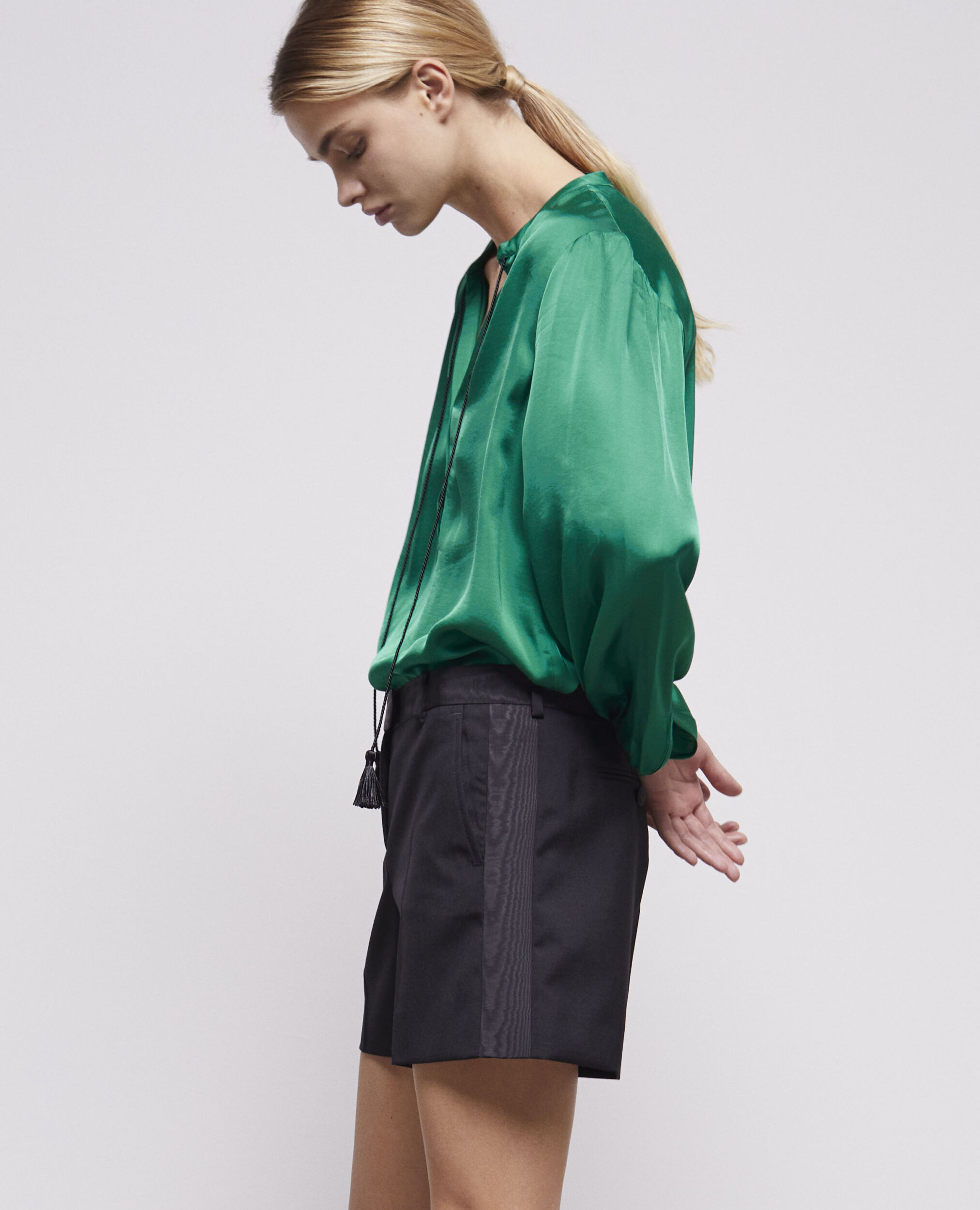 Black wool shorts BLACK