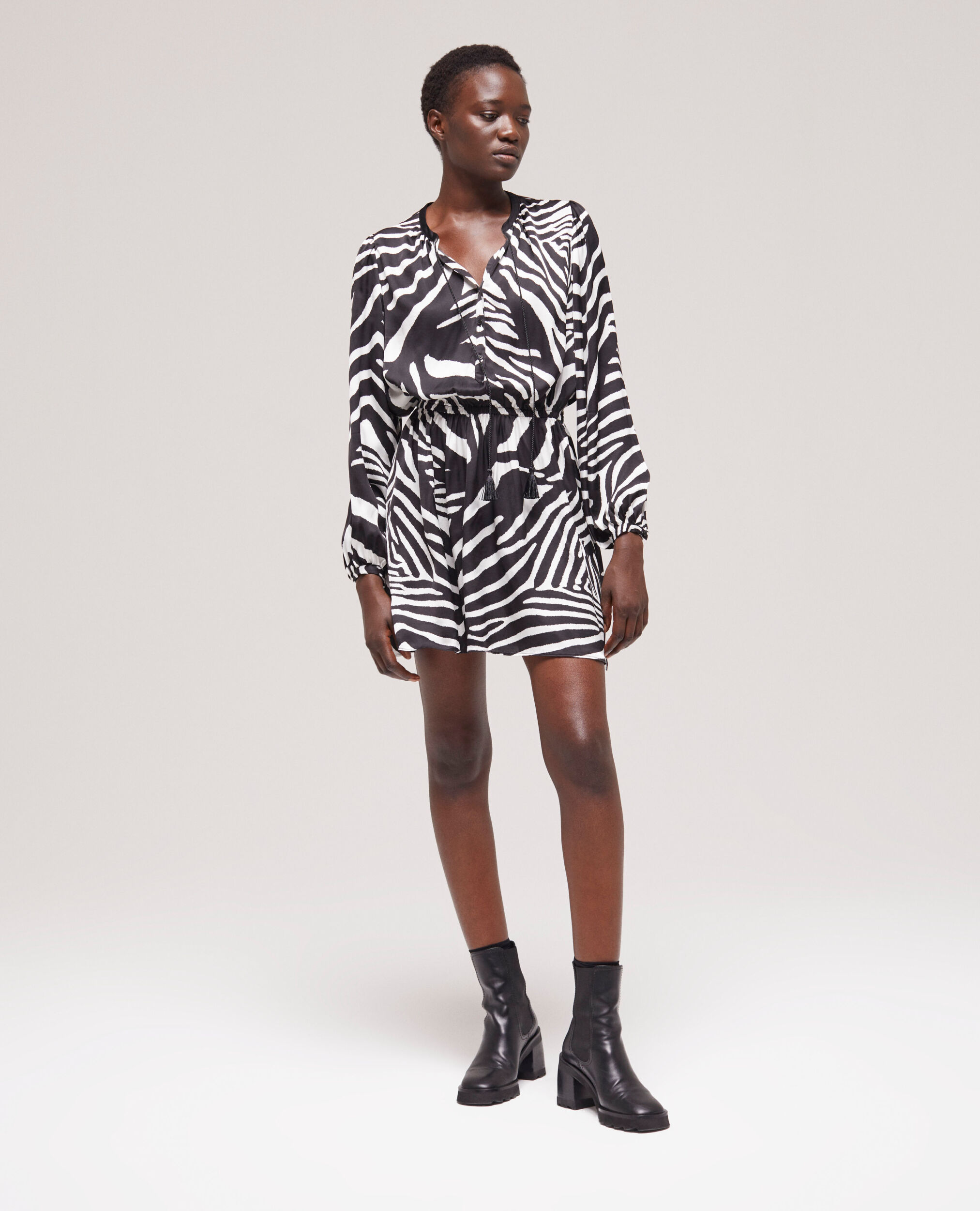 Short printed dress BLACK WHITE
