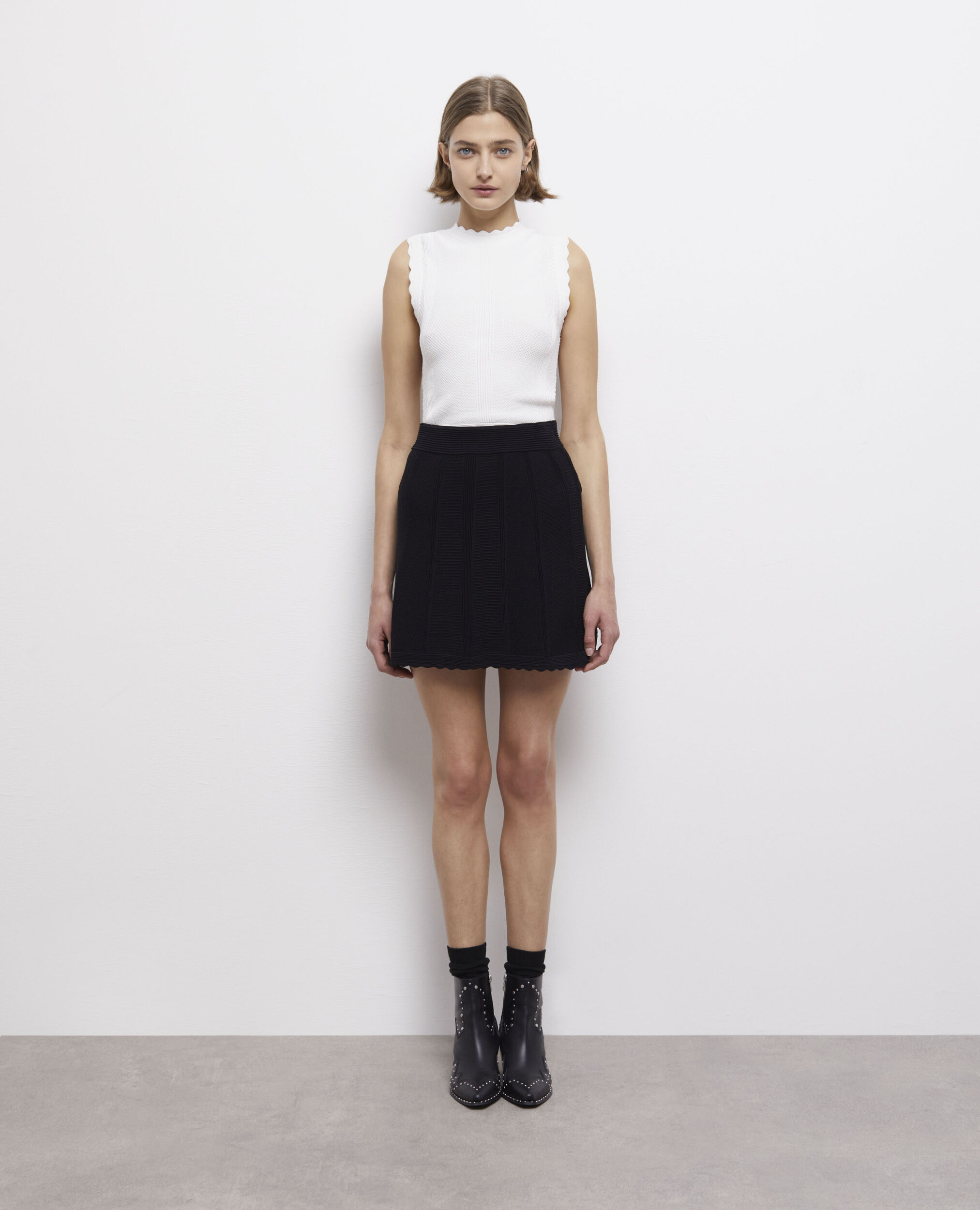 Short black knit skirt BLACK