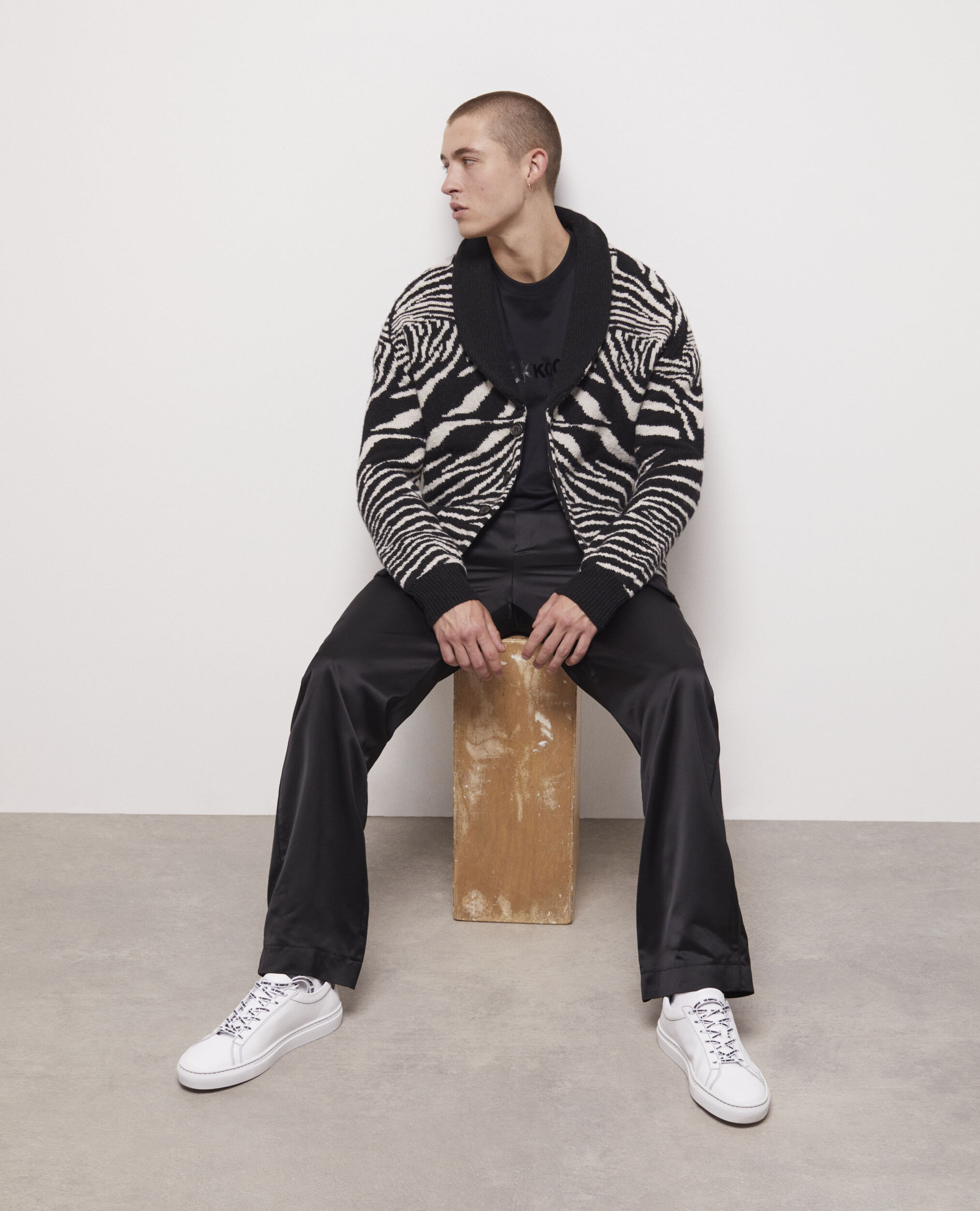 Printed wool sweater BLACK WHITE
