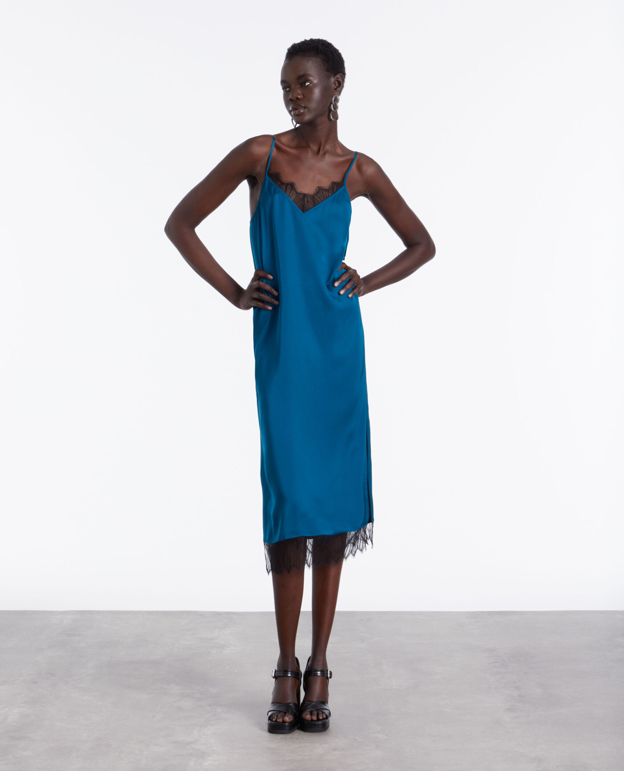 Long blue slip dress with lace details MEDIUM BLUE