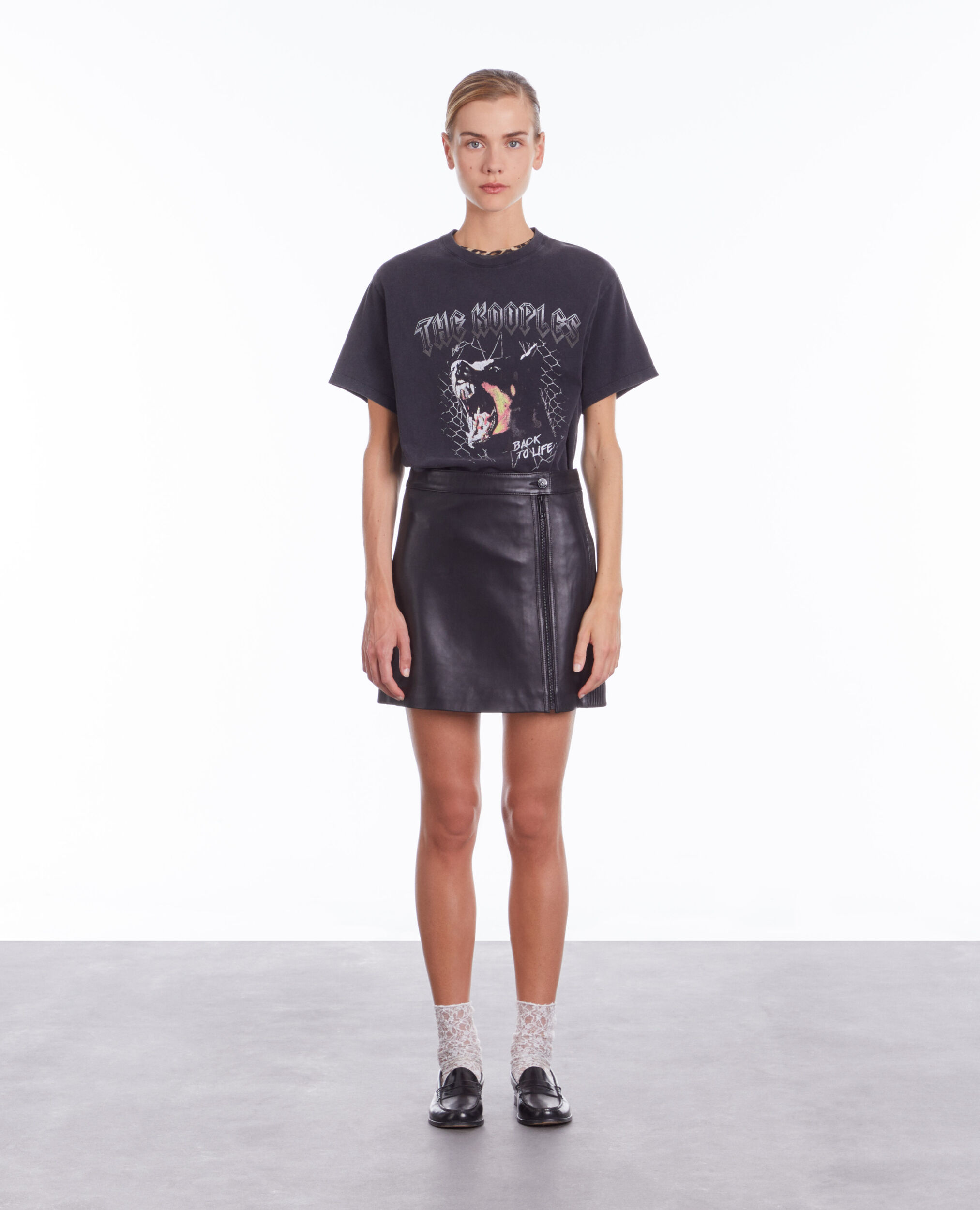 Short black leather skirt with zip and pintuck details BLACK