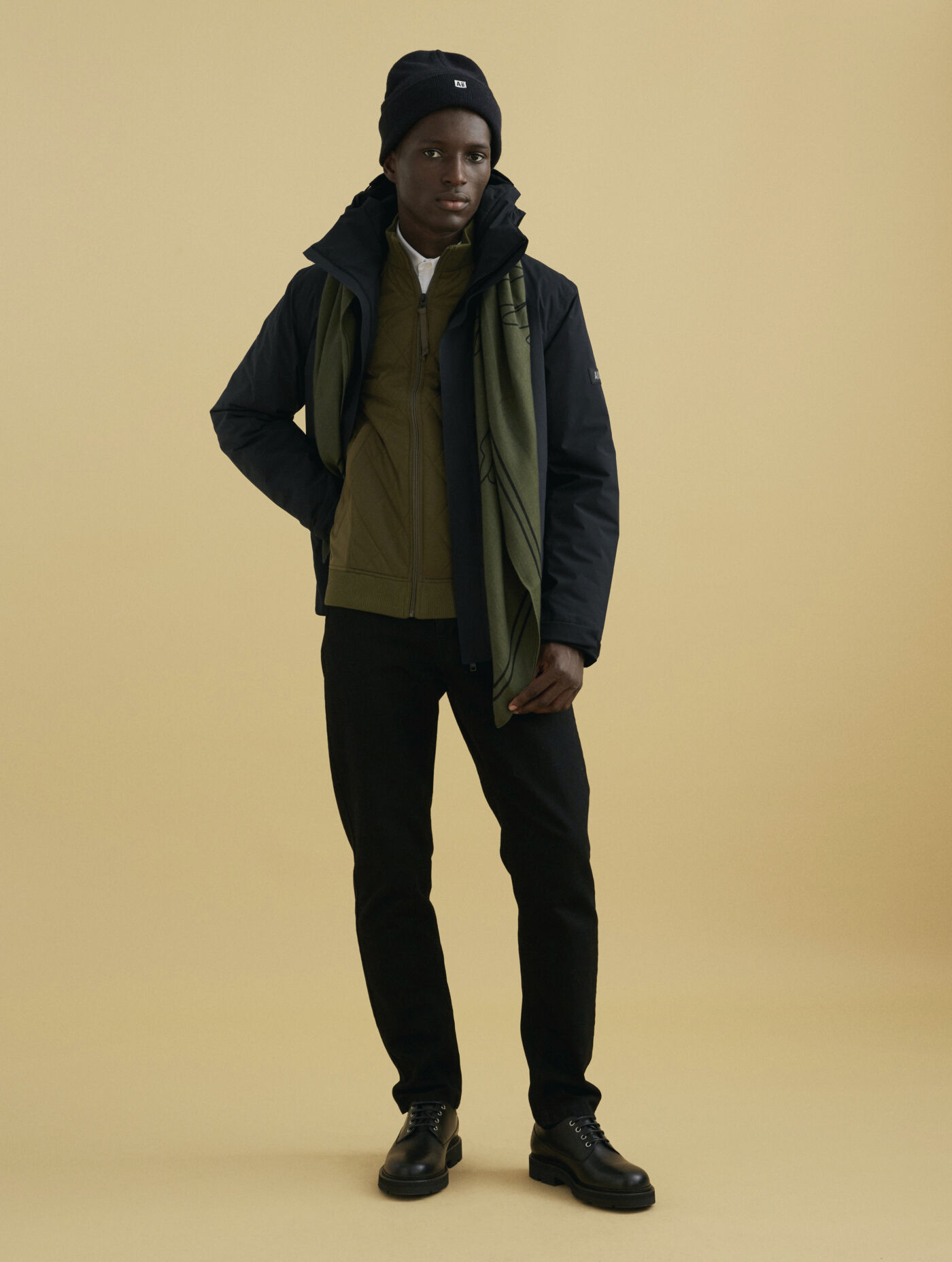 Mid-length hooded Dupont Sorona&reg; quilted MTD&reg;jacket