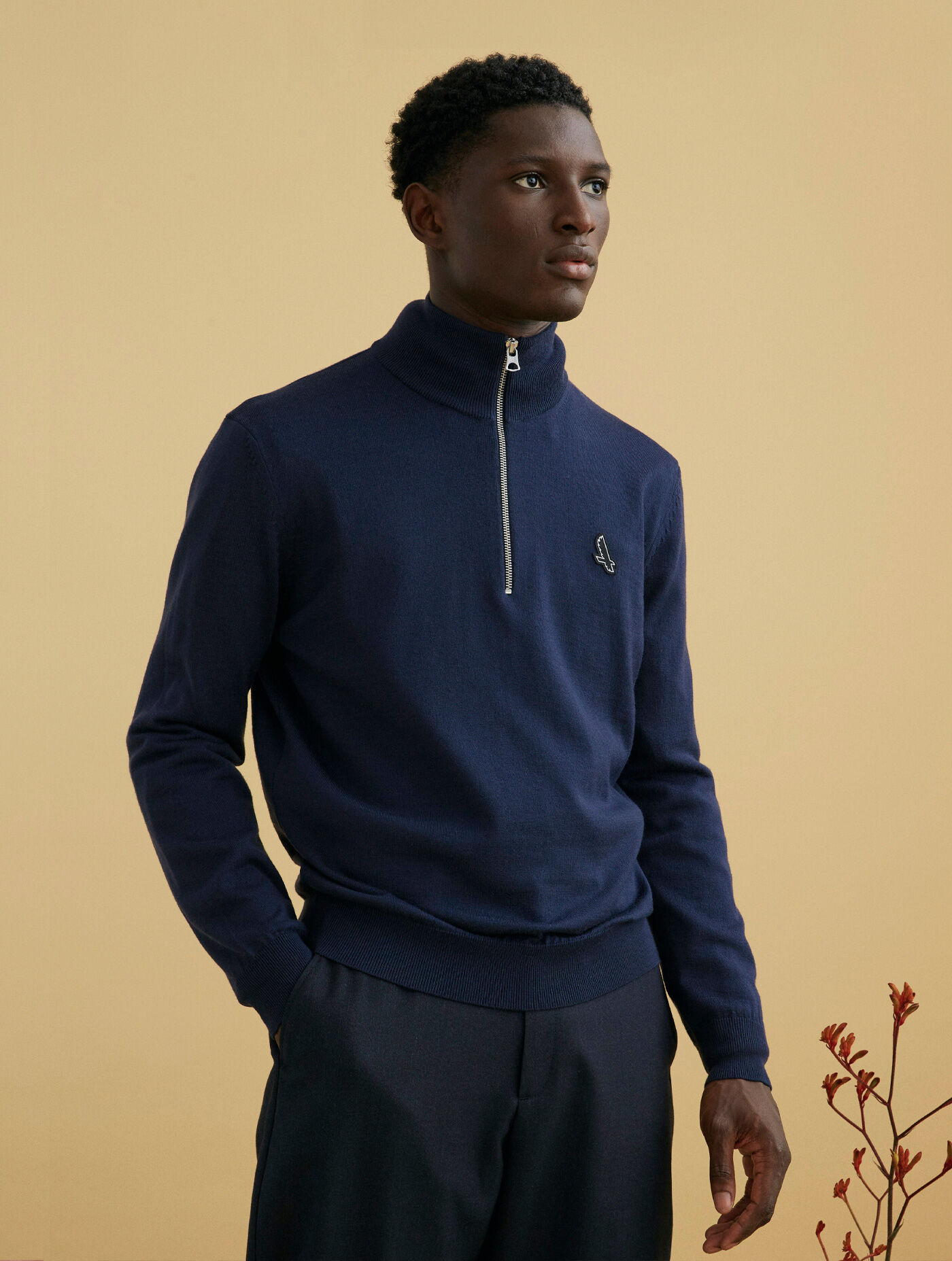 Fine gauge zipped stand-up collar jumper