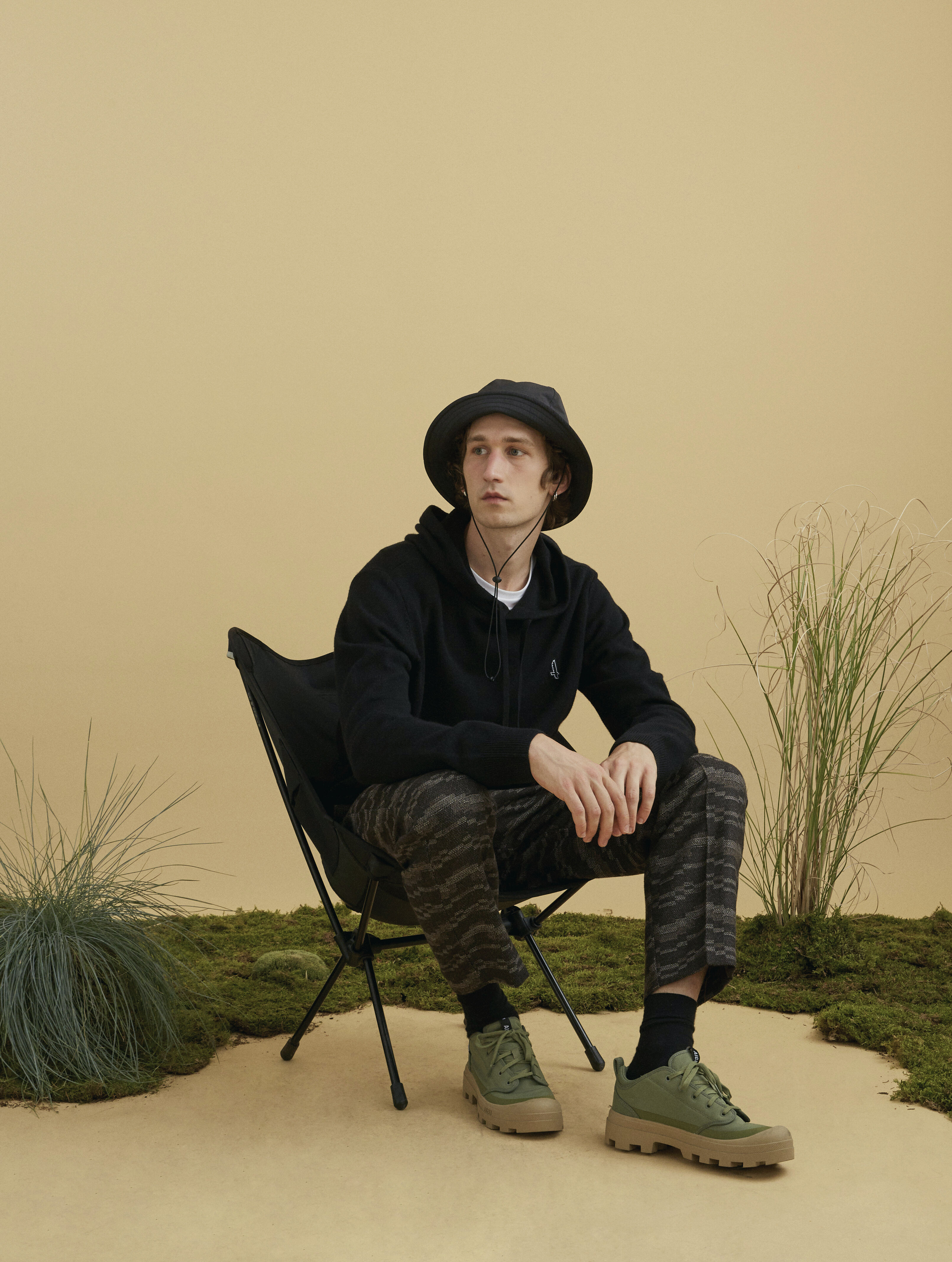 Heavy gauge hooded jumper