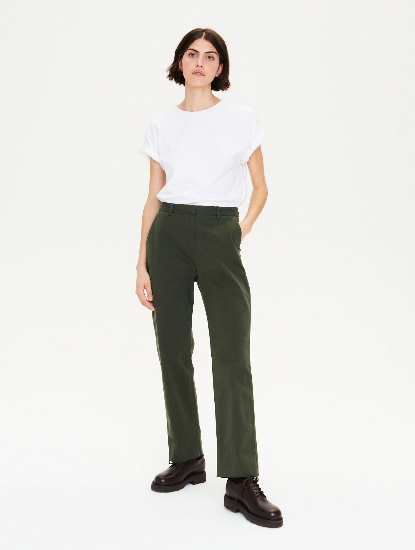 Straight-leg trousers