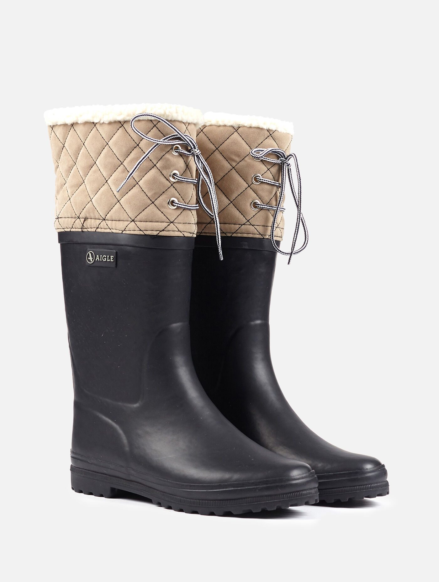 The fur-lined boot, ideal for cold weather