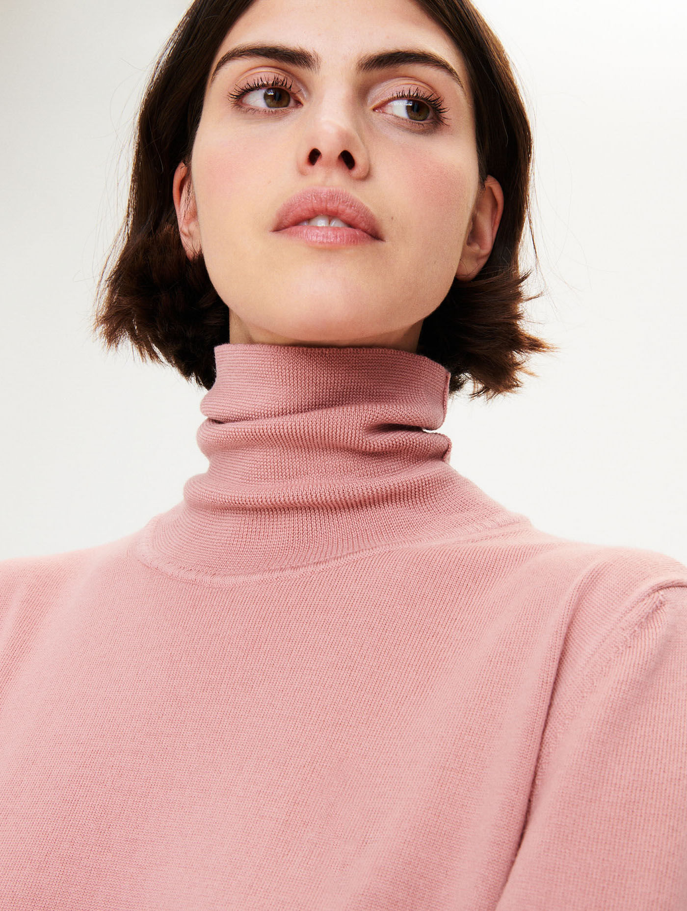 Merino stand-up collar jumper