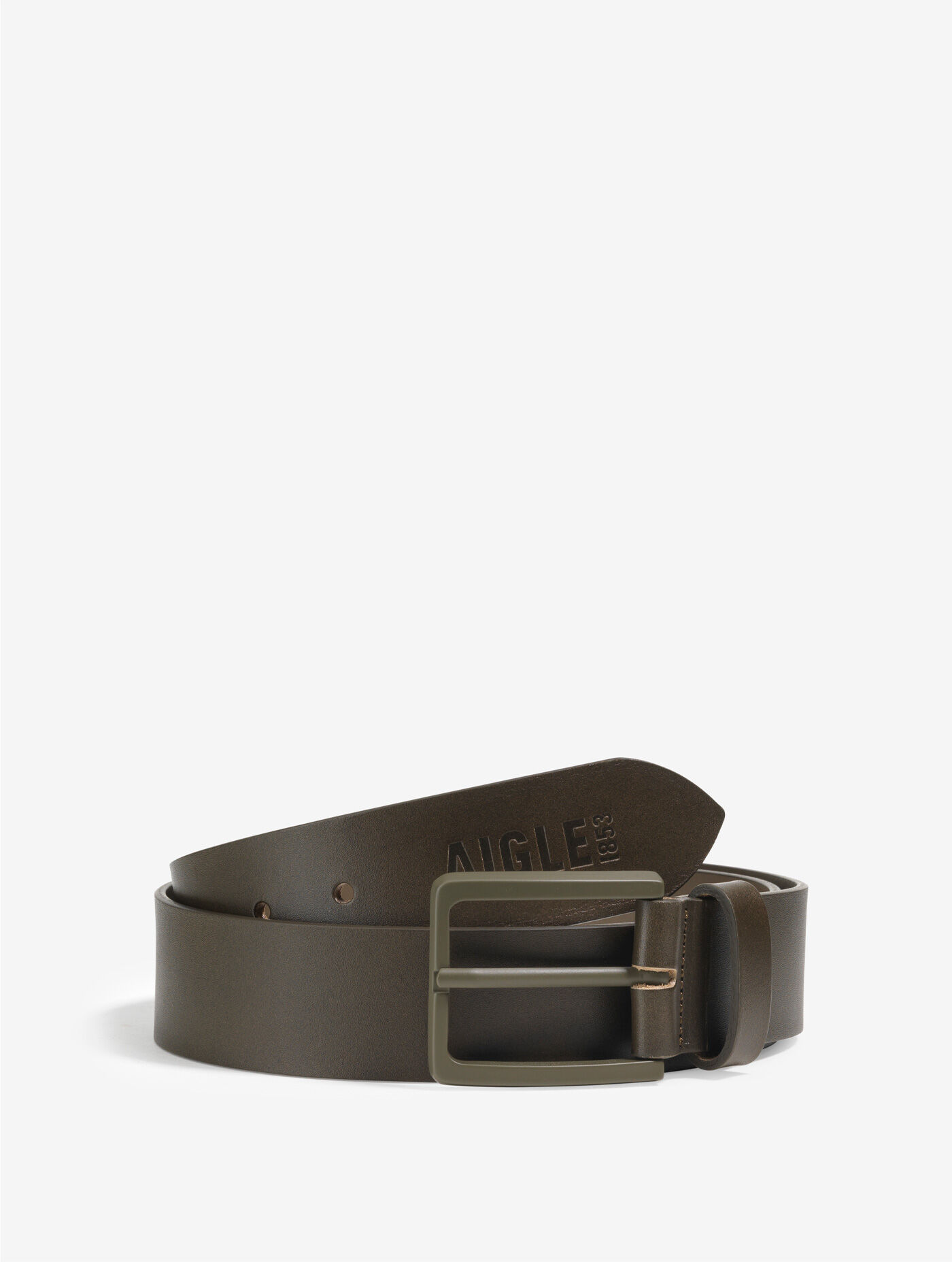 Leather belt.