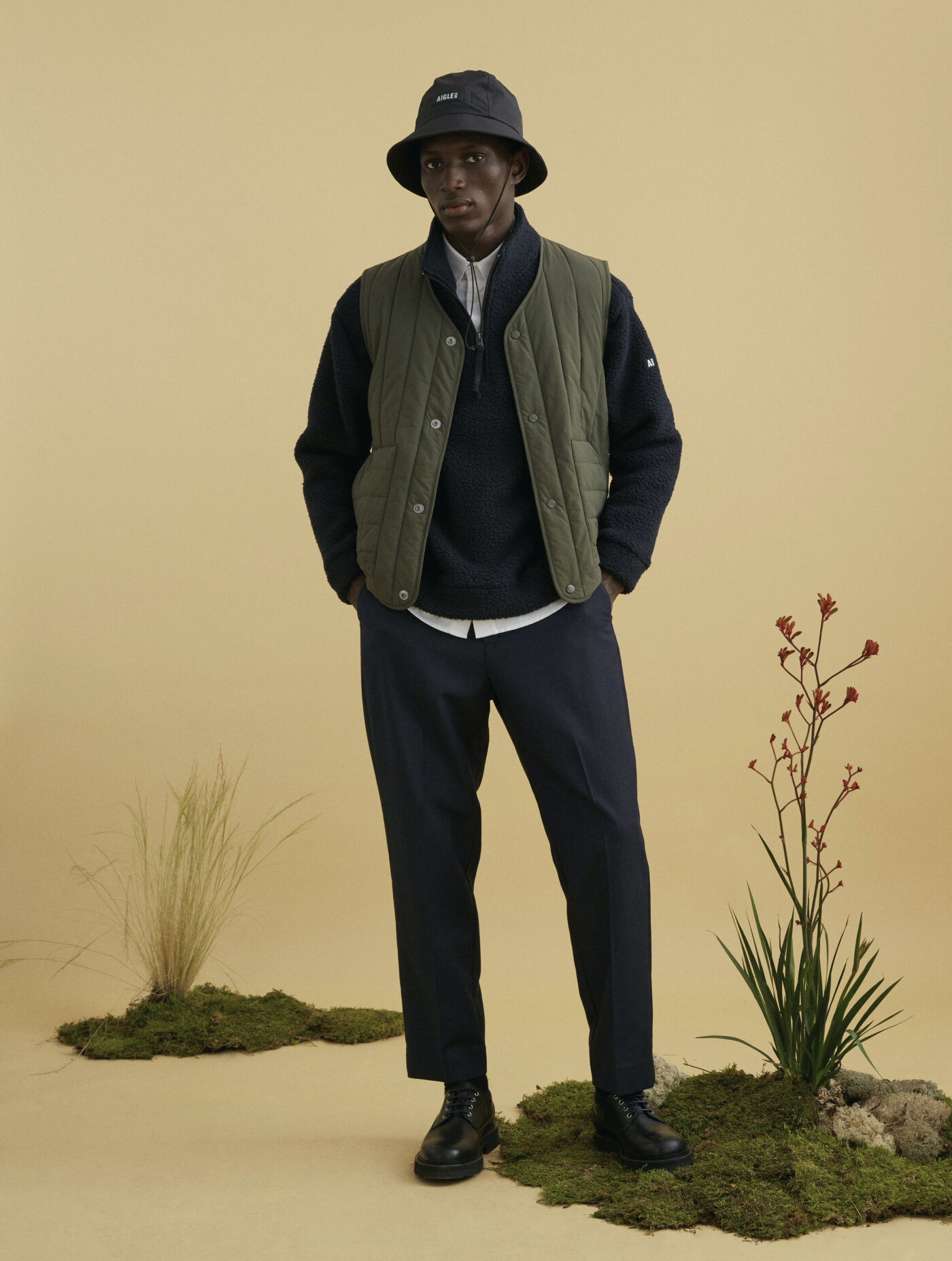 Sherpa stand-up collar zip fleece