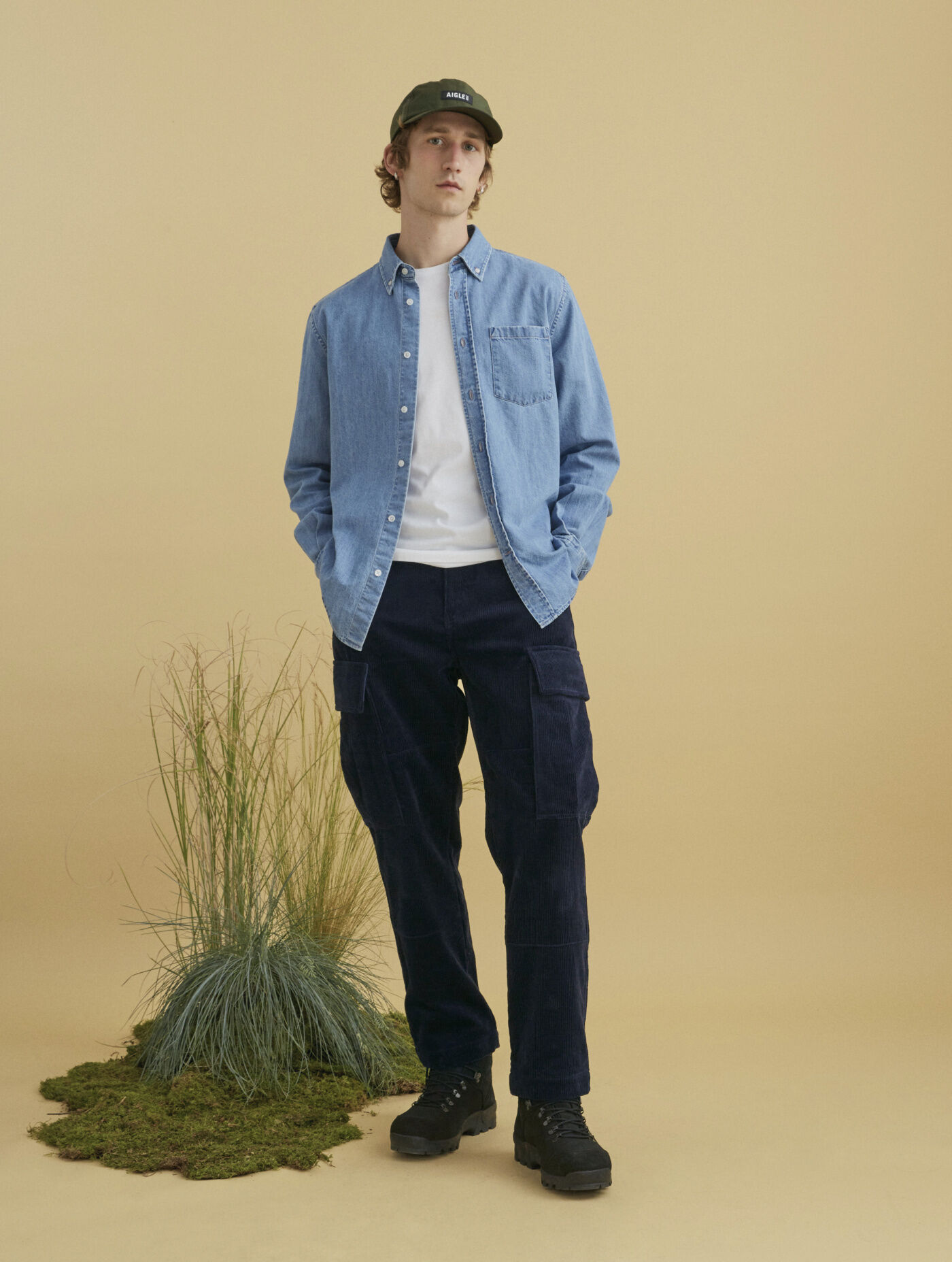 Velvet cargo trousers