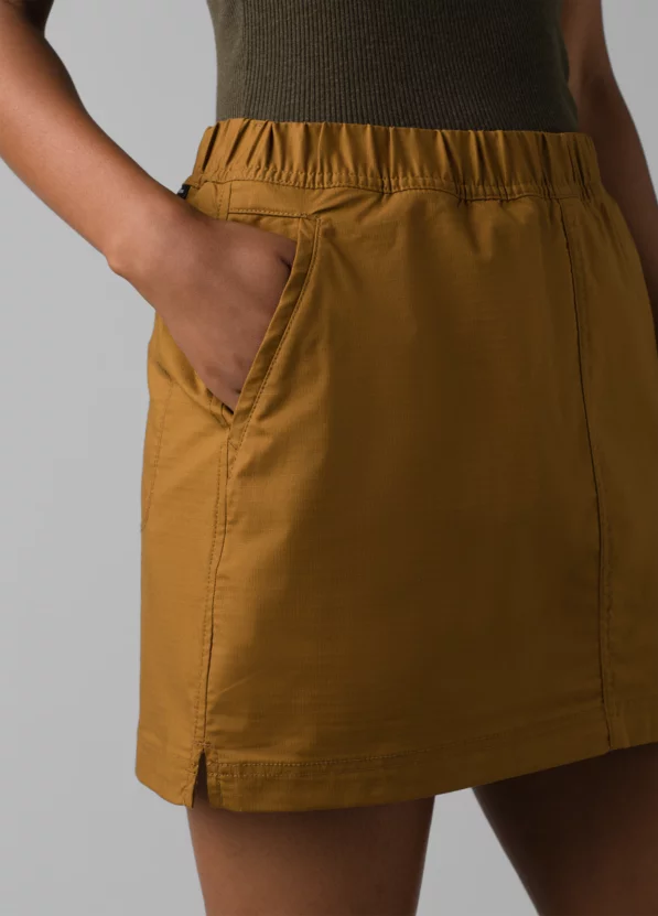Double Peak Skort