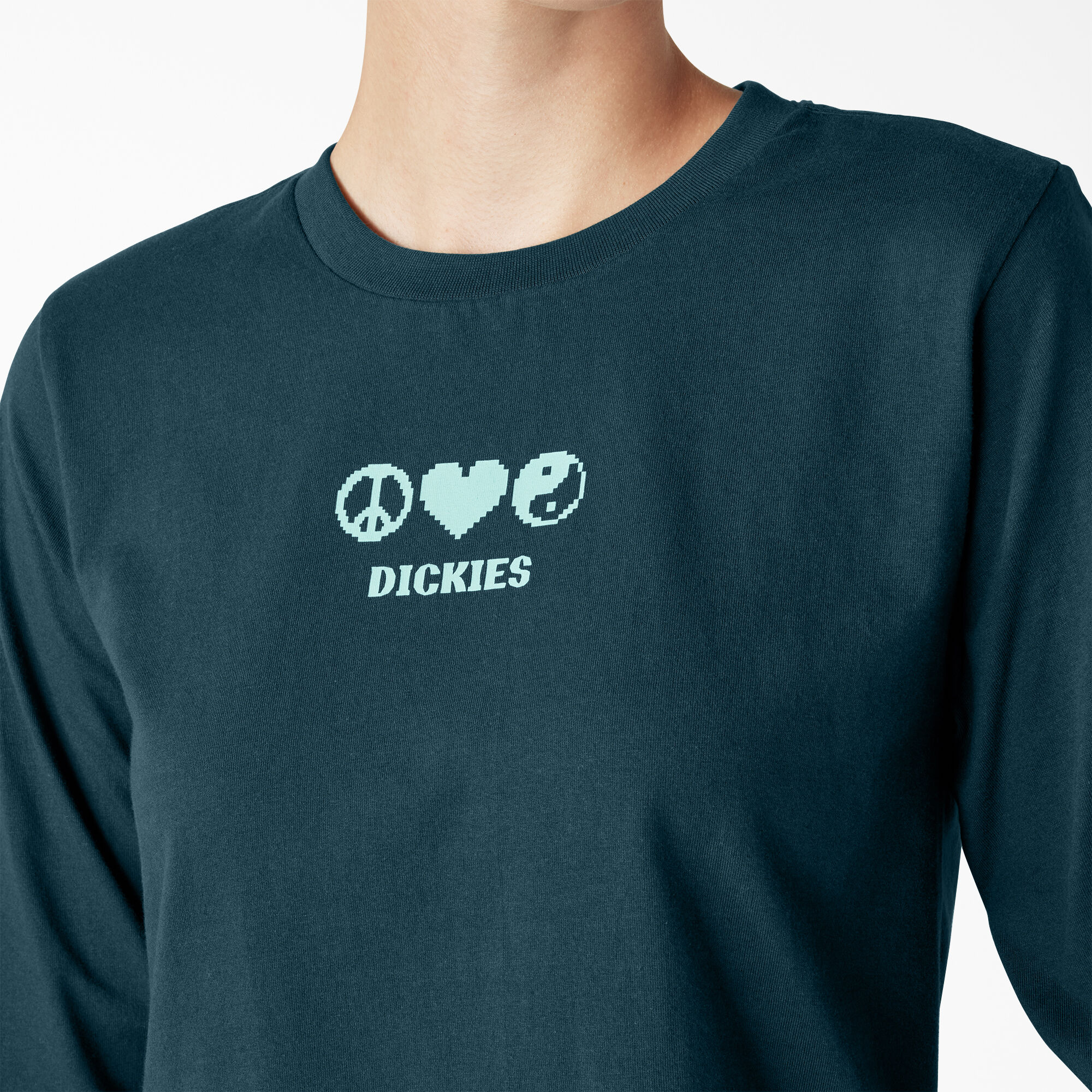 Women’s Long Sleeve Graphic T-Shirt