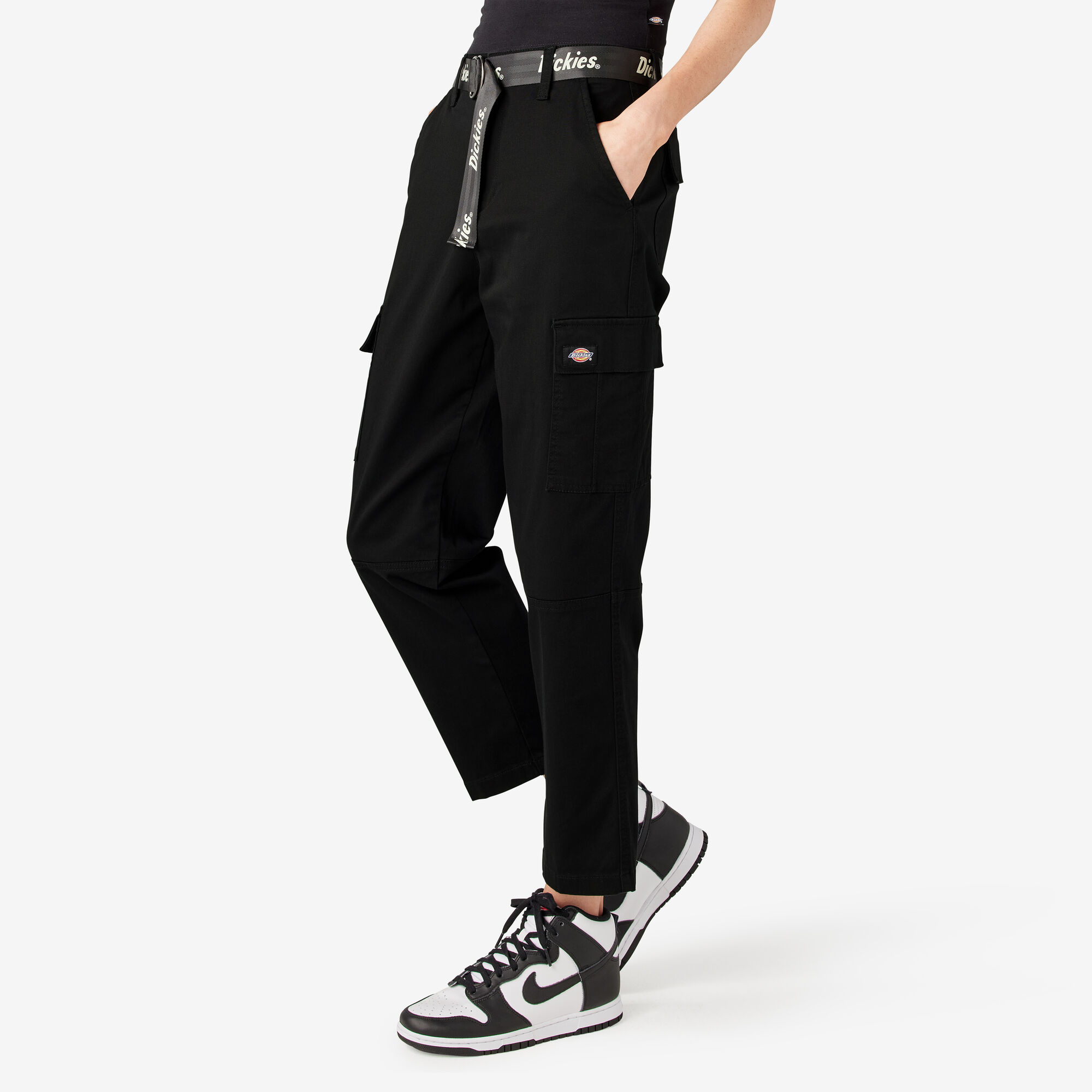 Women's Relaxed Fit Cropped Cargo Pants