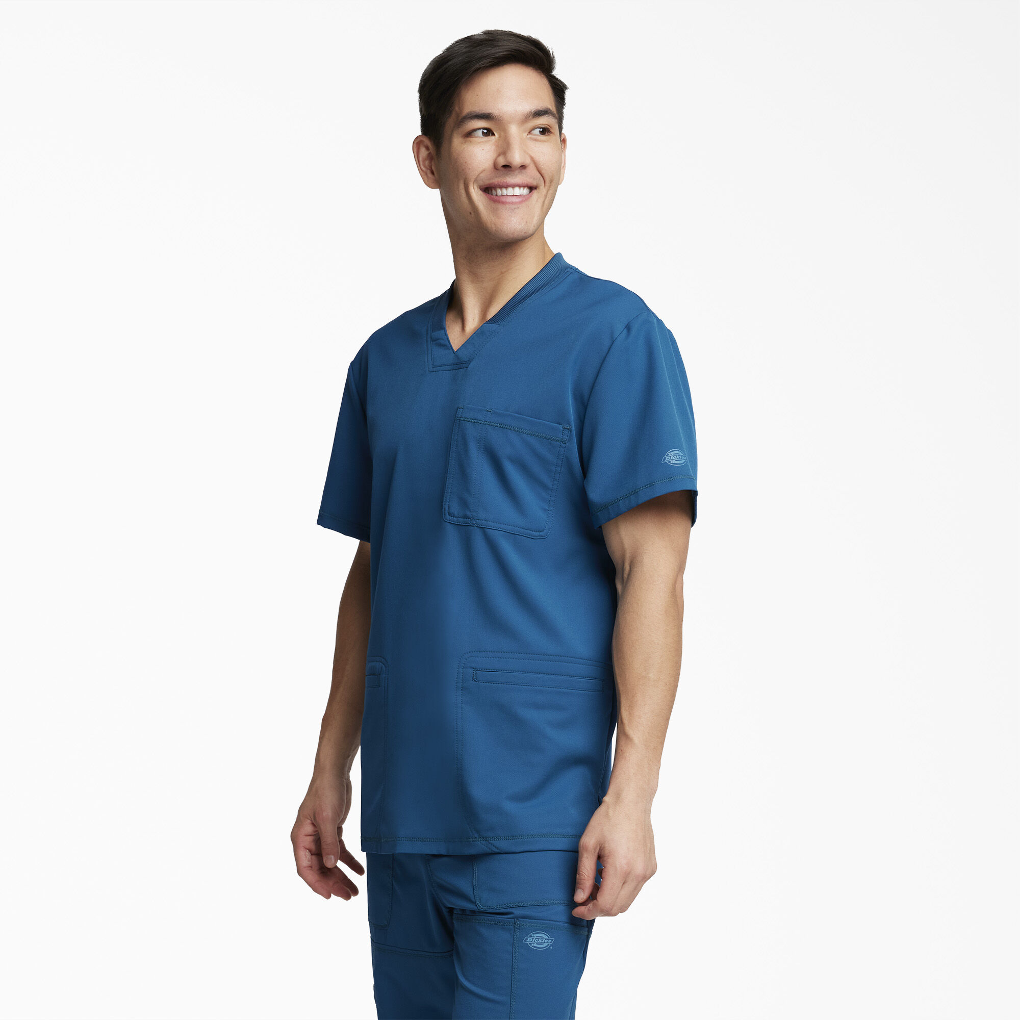Men's Dynamix V-Neck Scrub Top