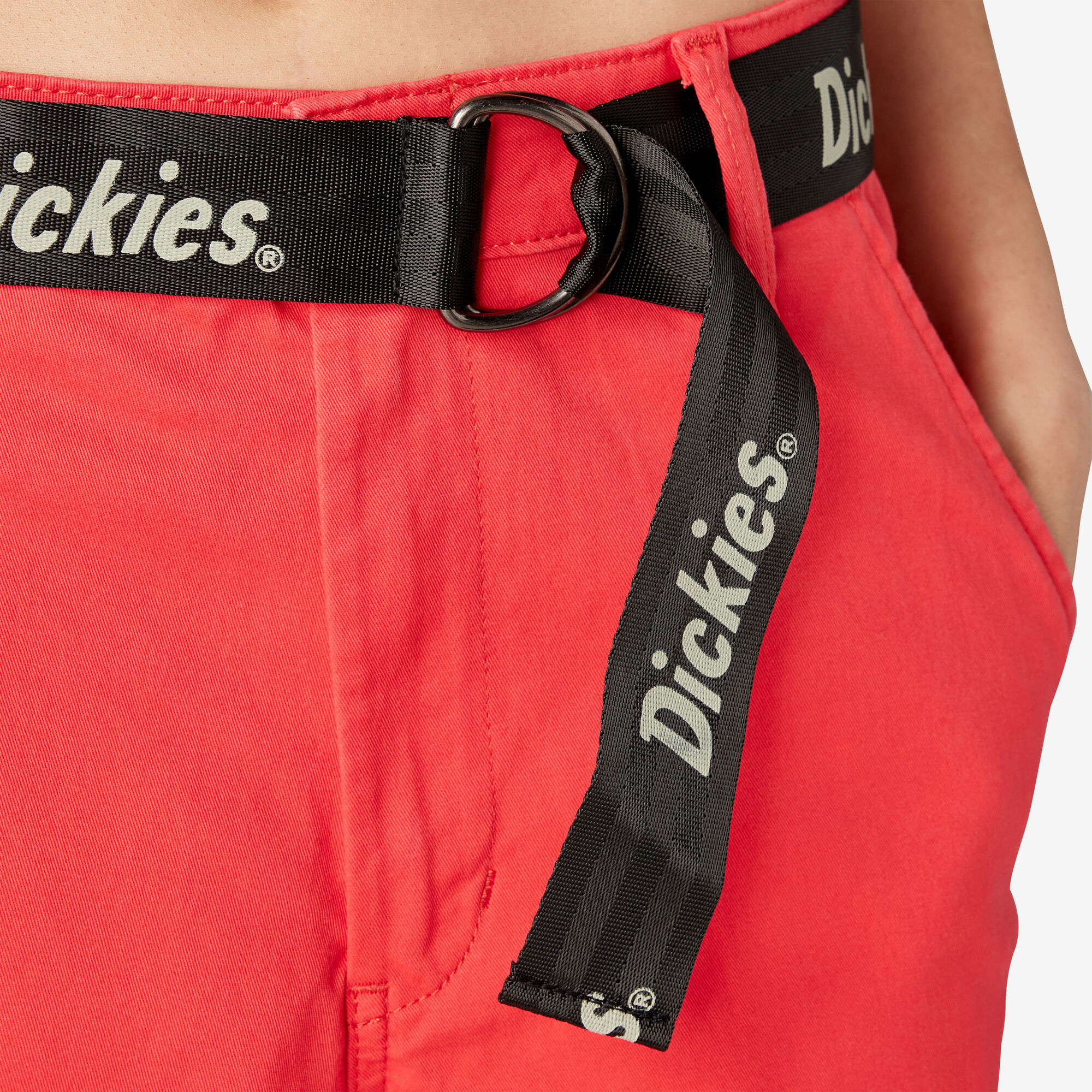 Women's Relaxed Fit Cropped Cargo Pants