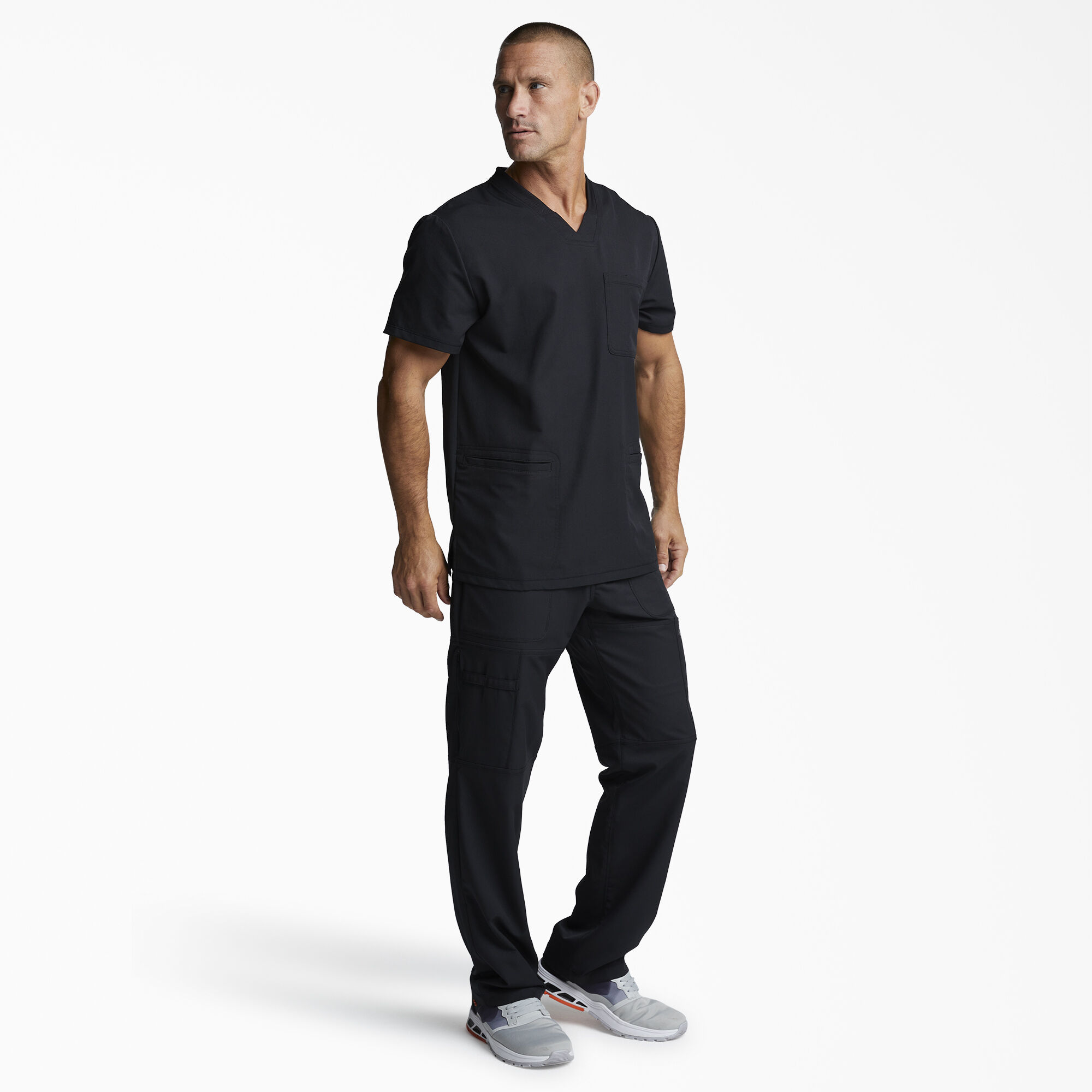 Men's Dynamix V-Neck Scrub Top