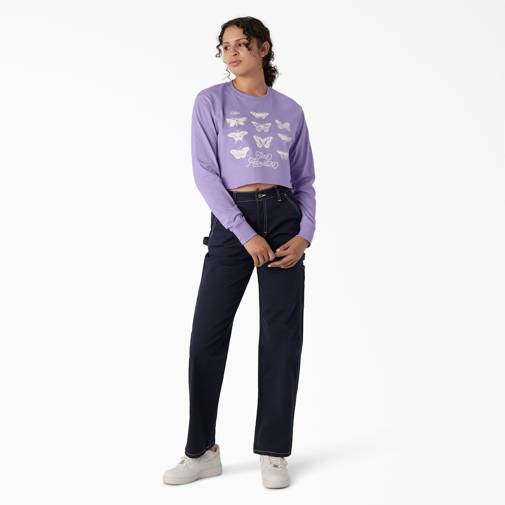 Women's Butterfly Graphic Long Sleeve Cropped T-Shirt