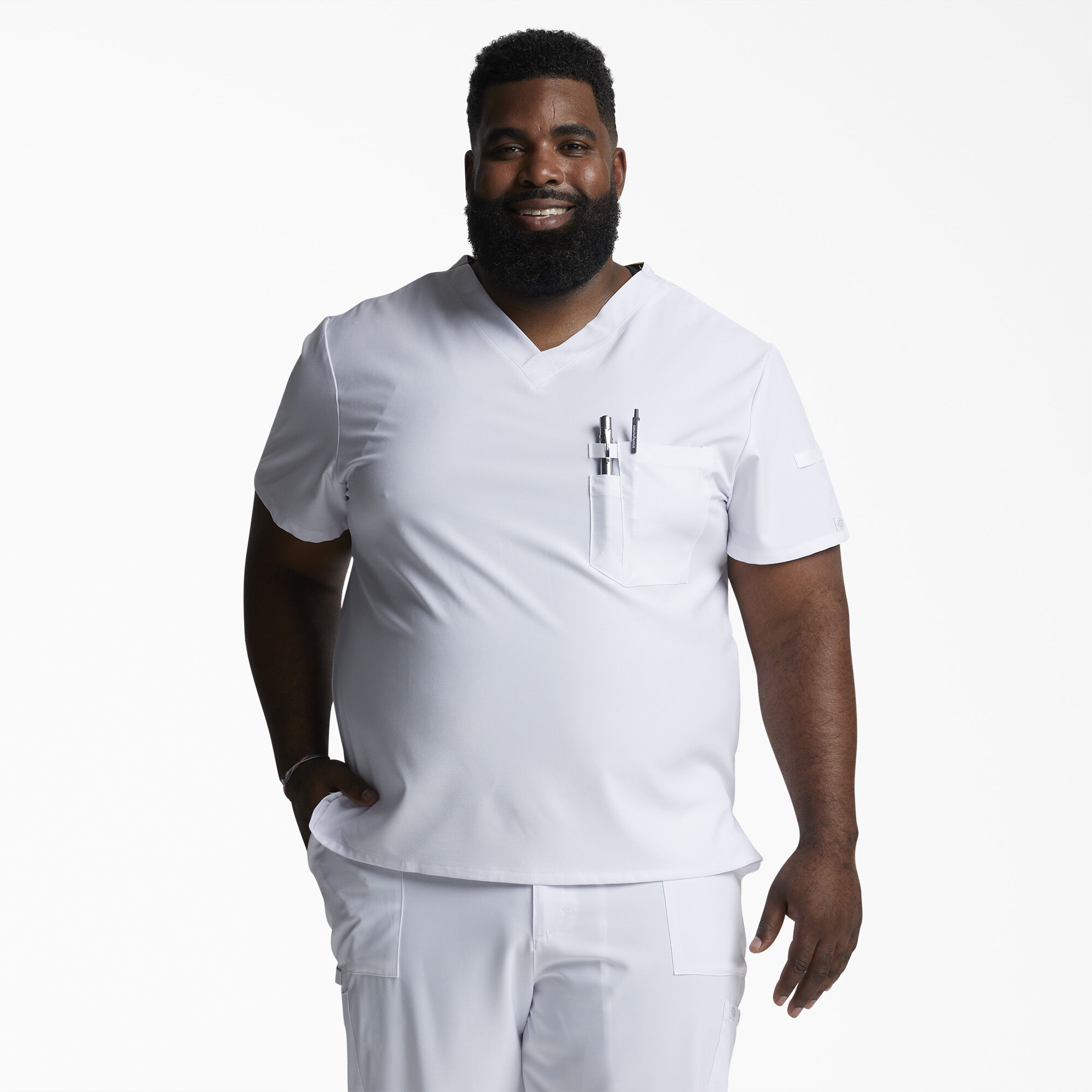 Men's EDS Essentials V-Neck Scrub Top