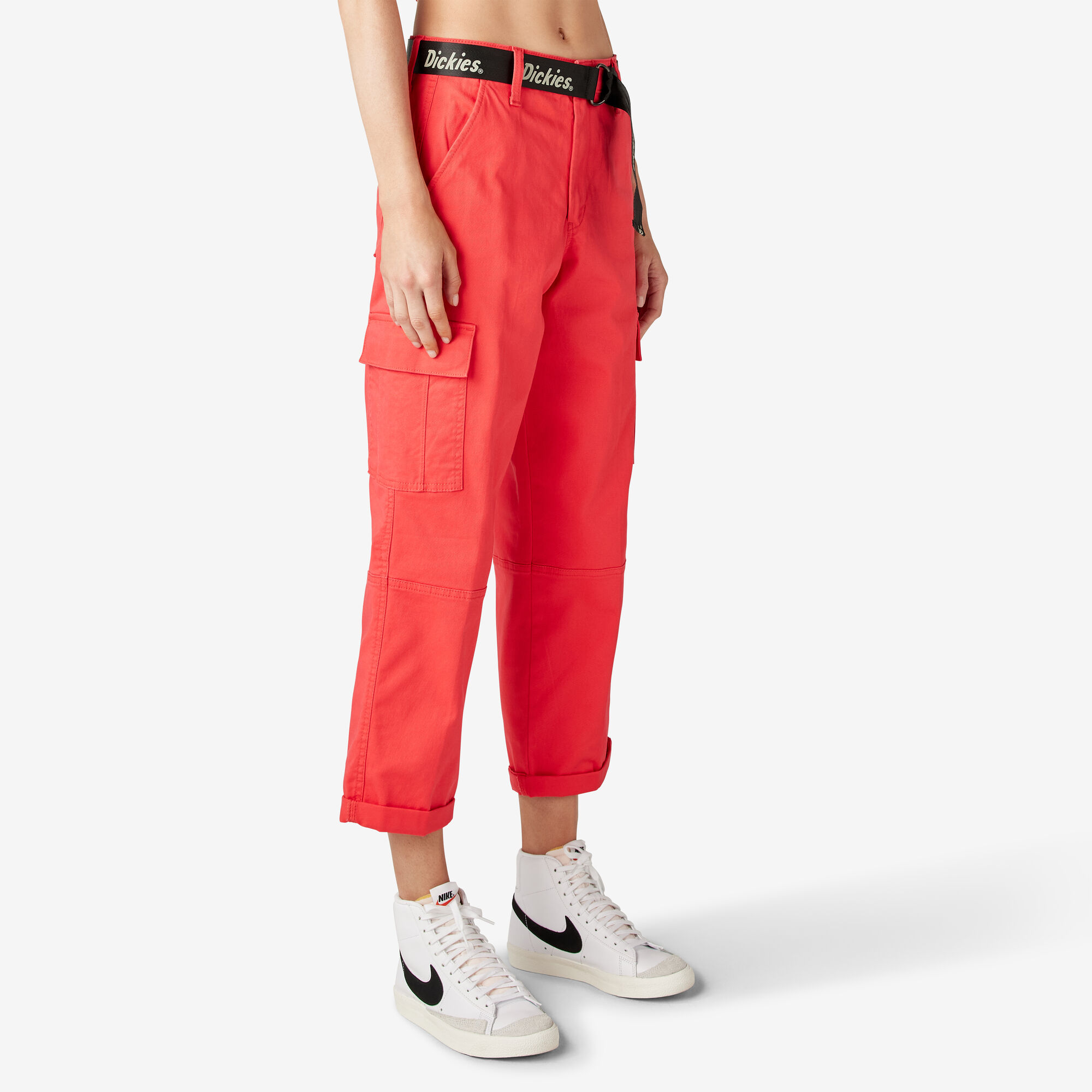 Women's Relaxed Fit Cropped Cargo Pants