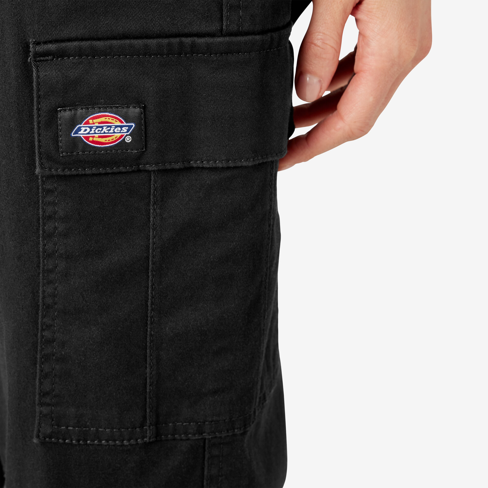 Women's Relaxed Fit Cropped Cargo Pants