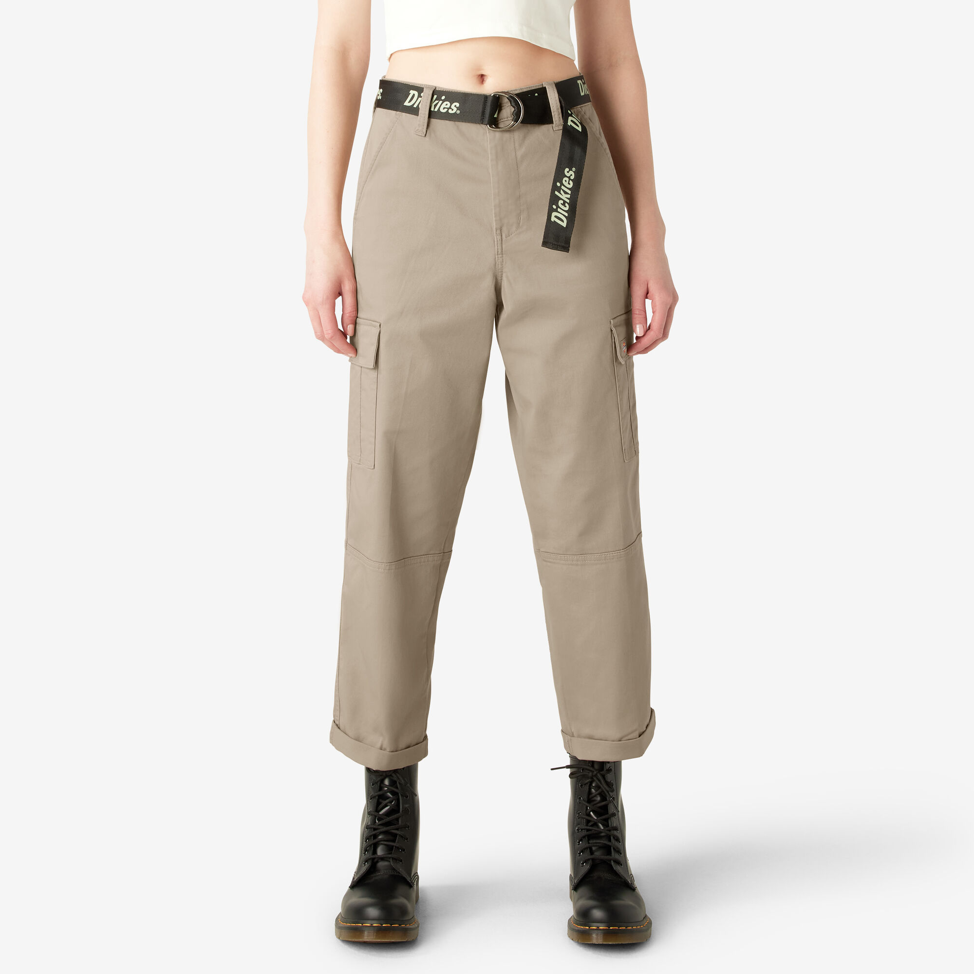 Women's Relaxed Fit Cropped Cargo Pants