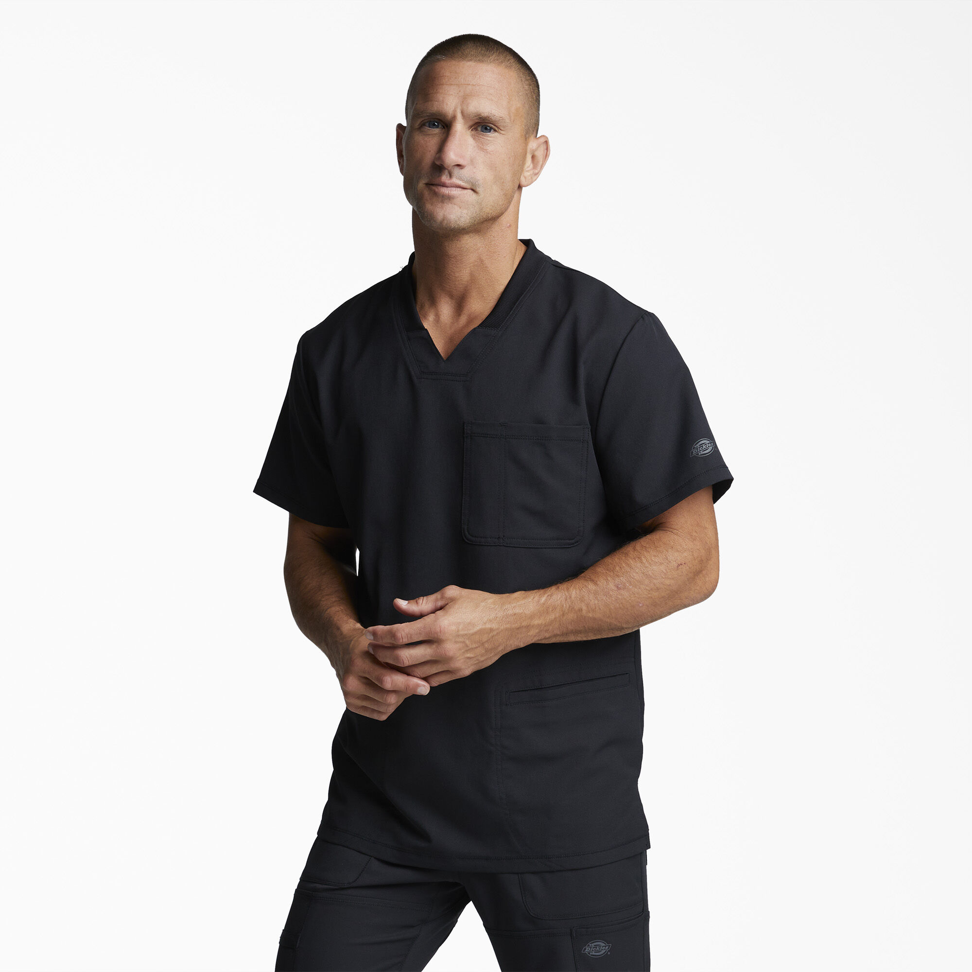 Men's Dynamix V-Neck Scrub Top