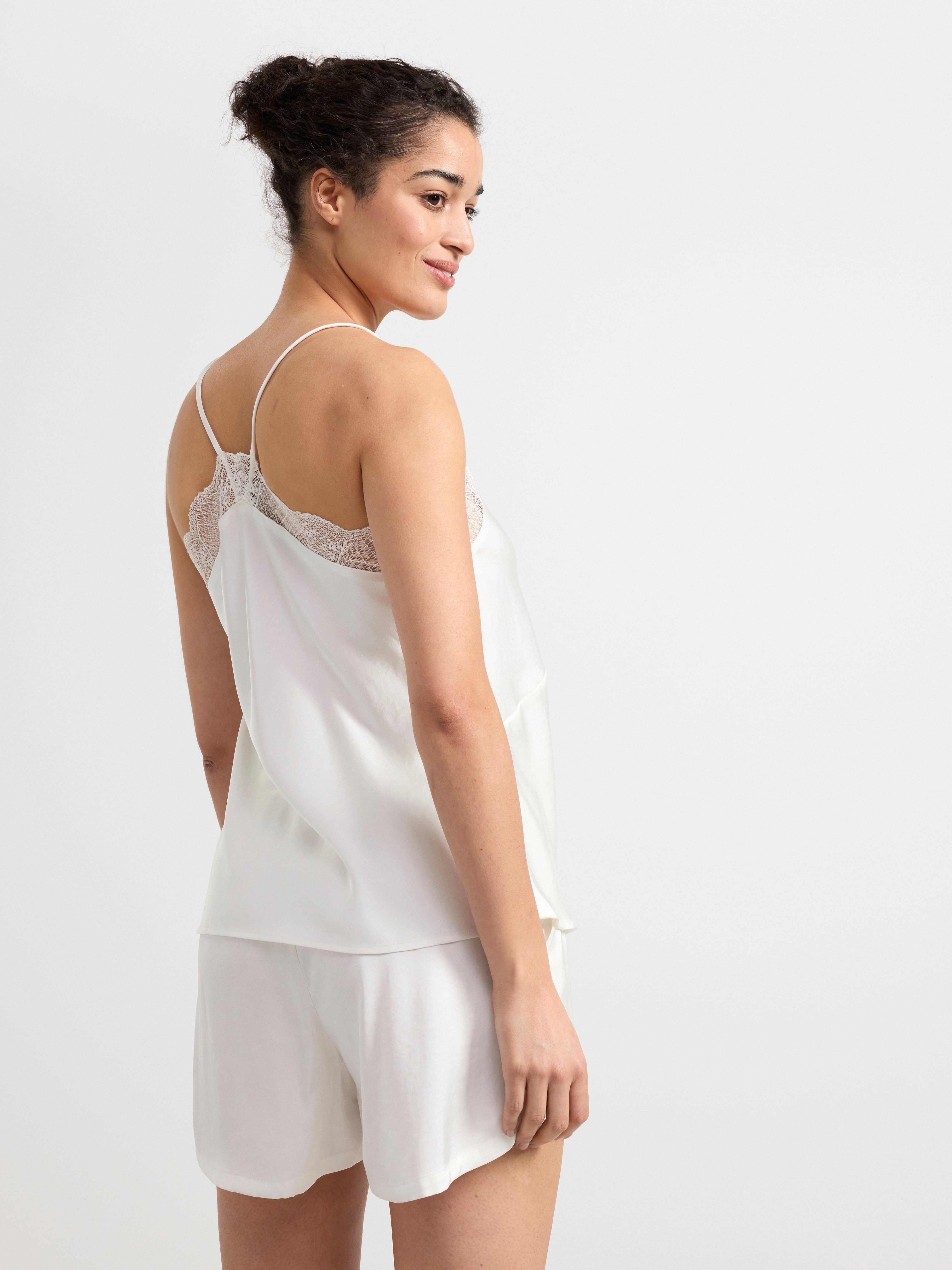 Pyjama set in satin Light White