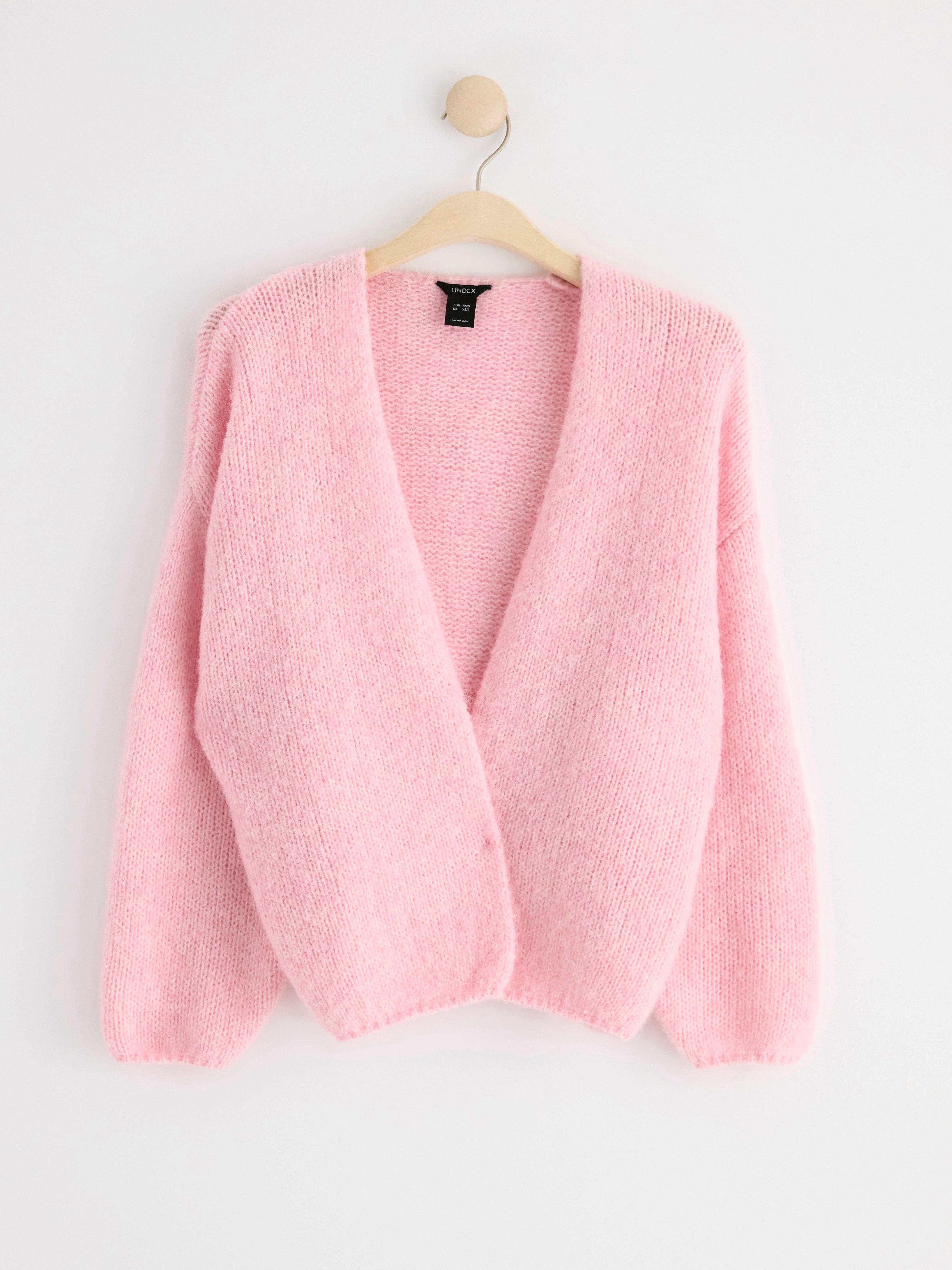Knitted cardigan pink