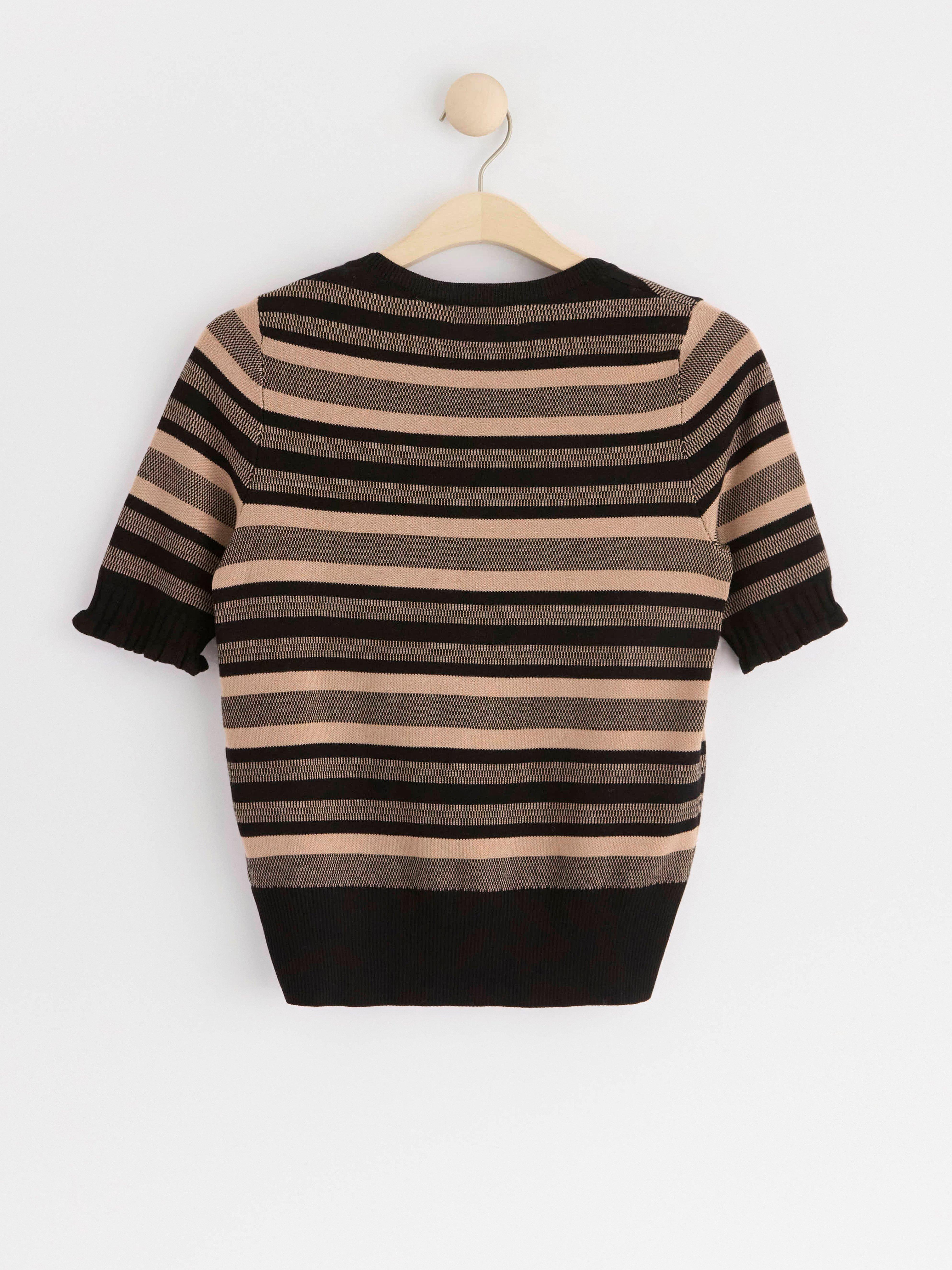 Patterned short sleeve jumper Black