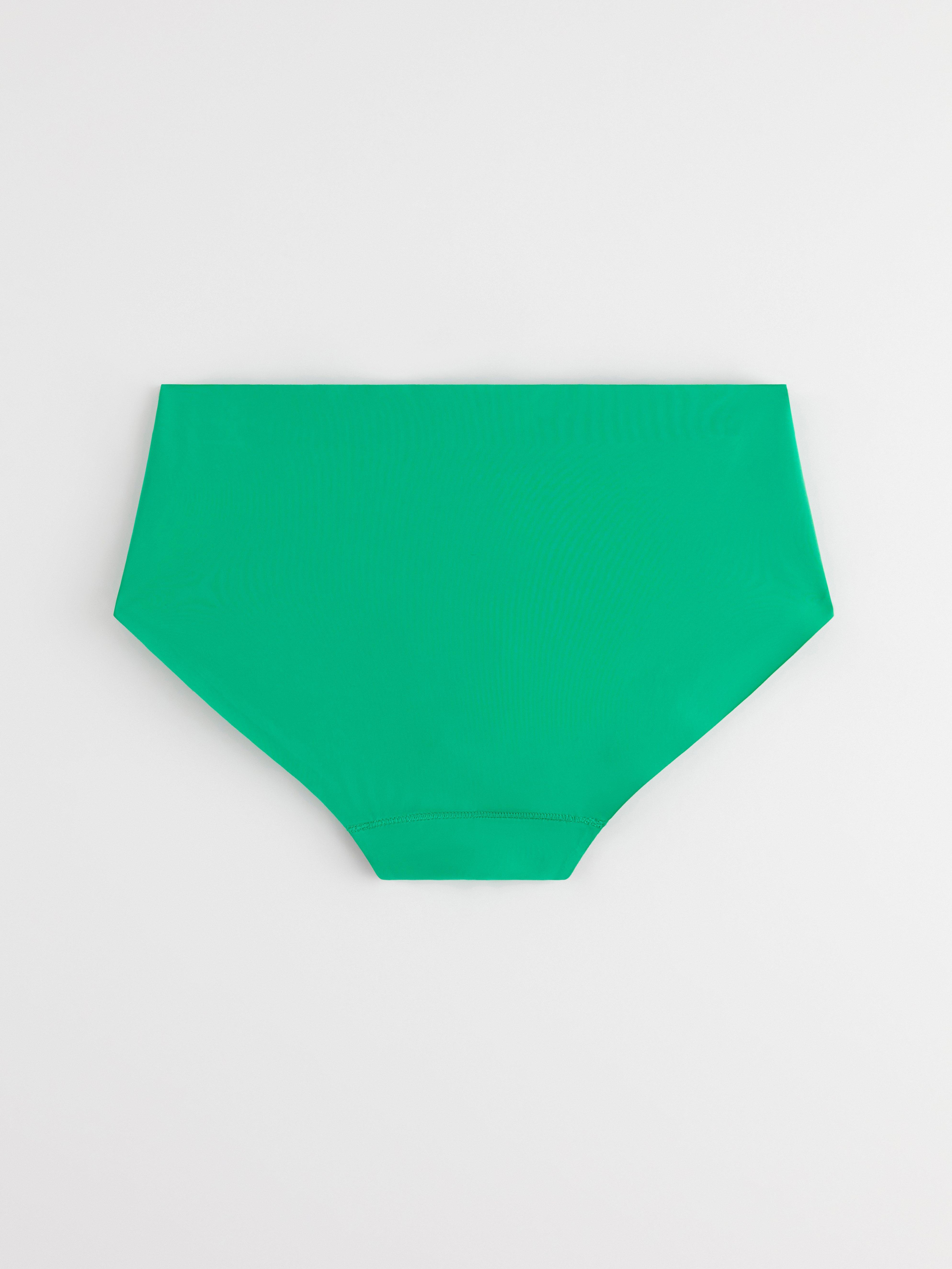 Engineered Hiphugger Period Proof – Period Panty Medium Absorbency Green