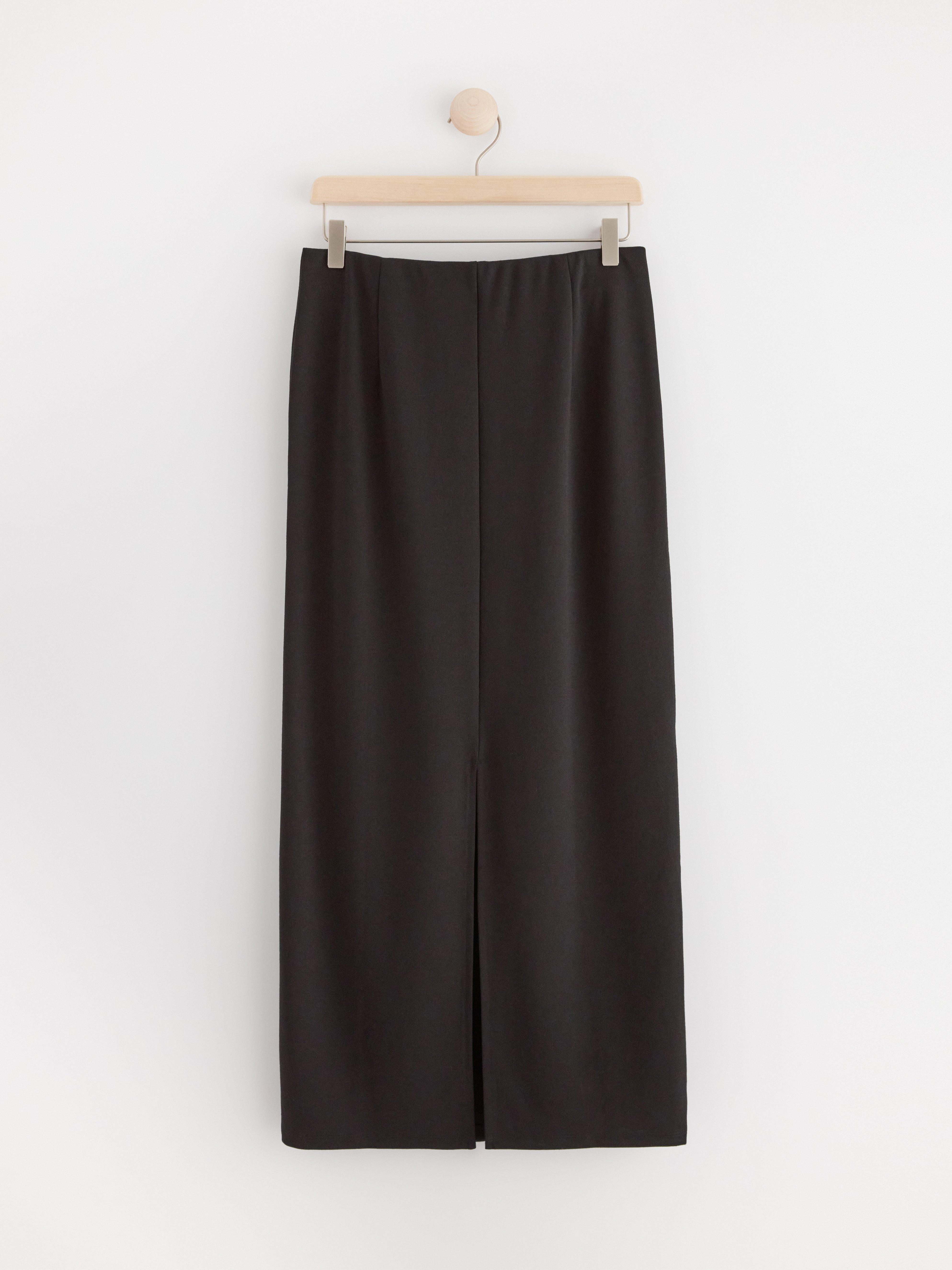 Midi skirt Black