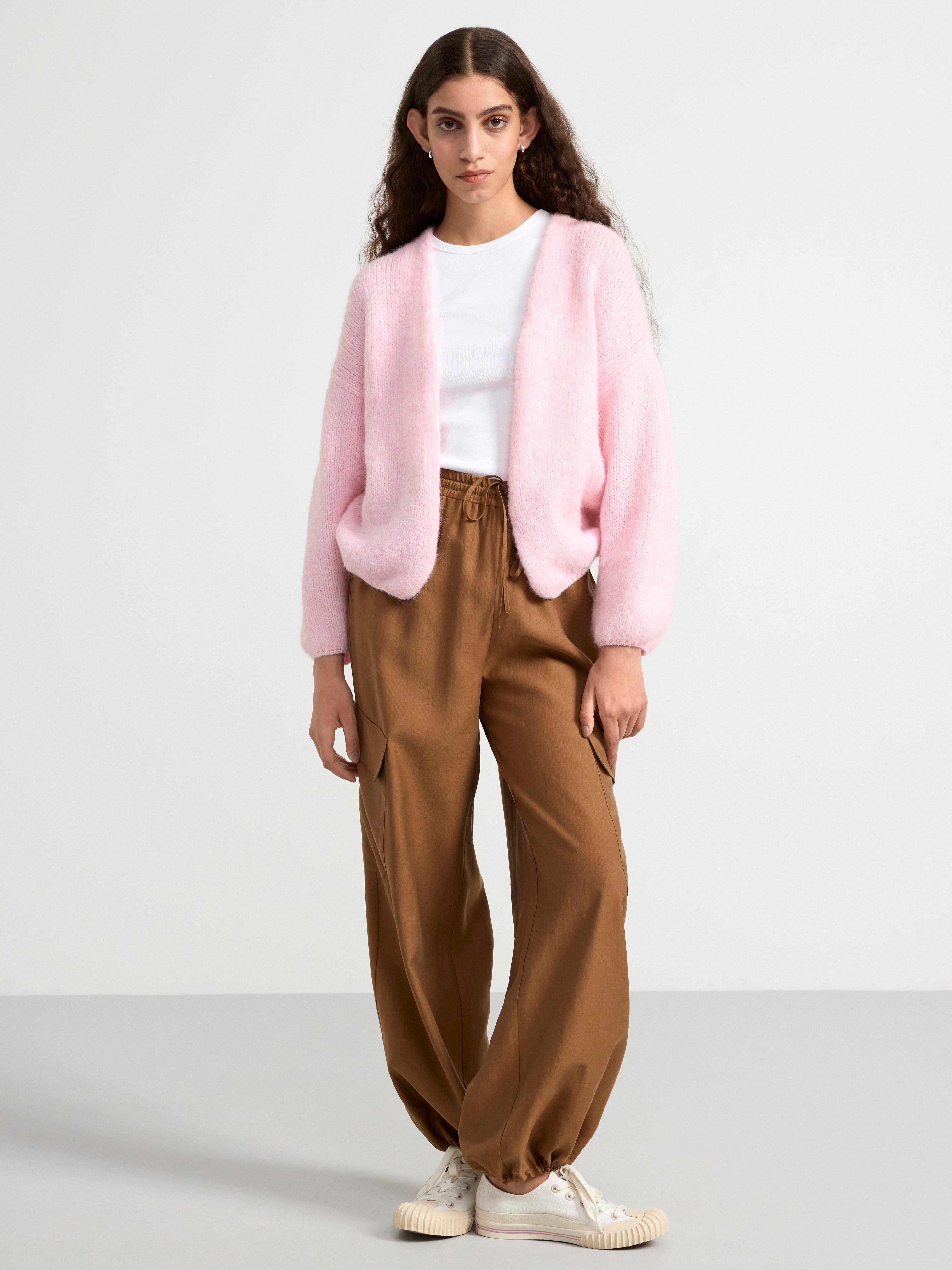 Knitted cardigan pink