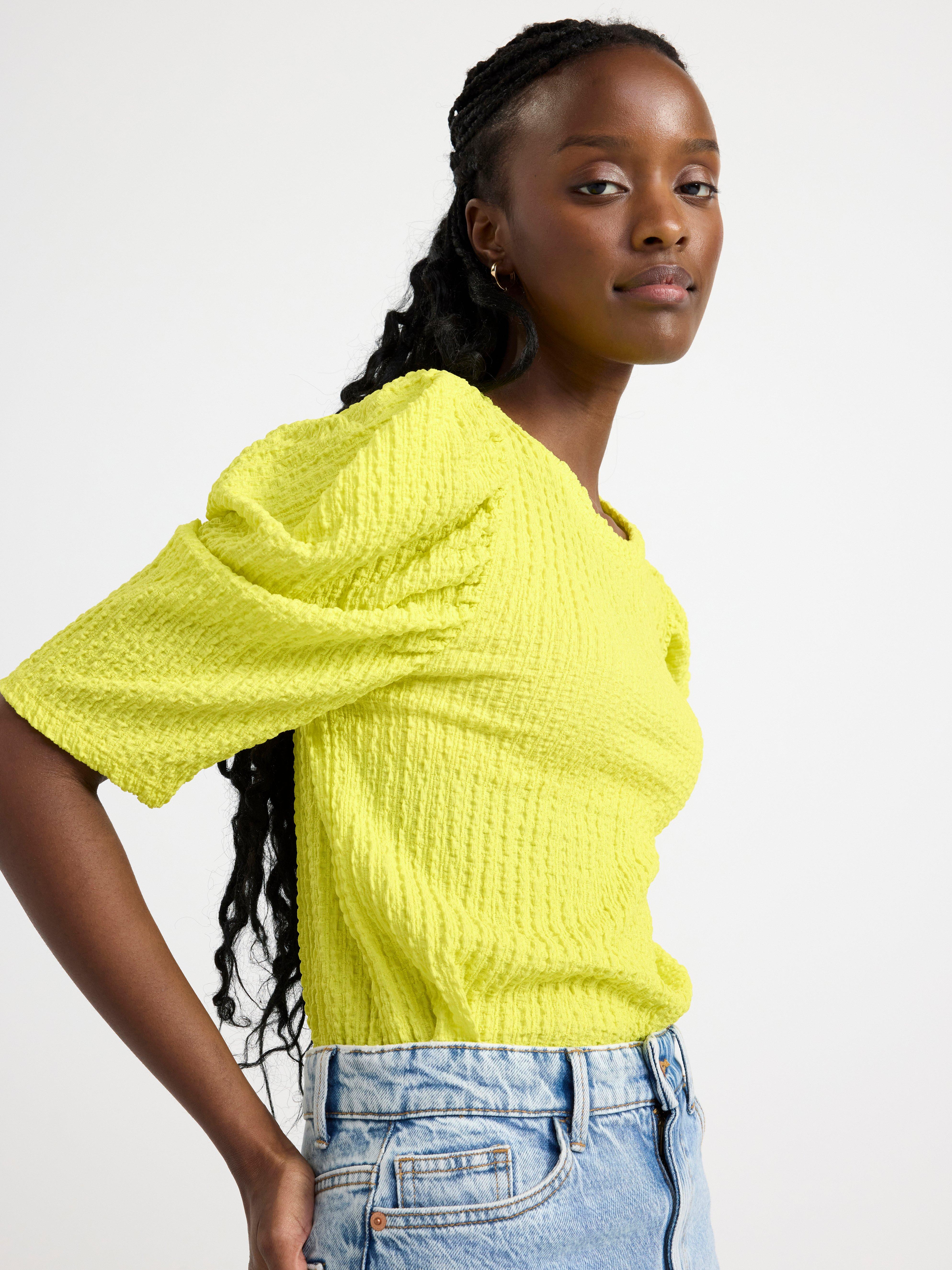 Textured puff sleeve top Light Lime